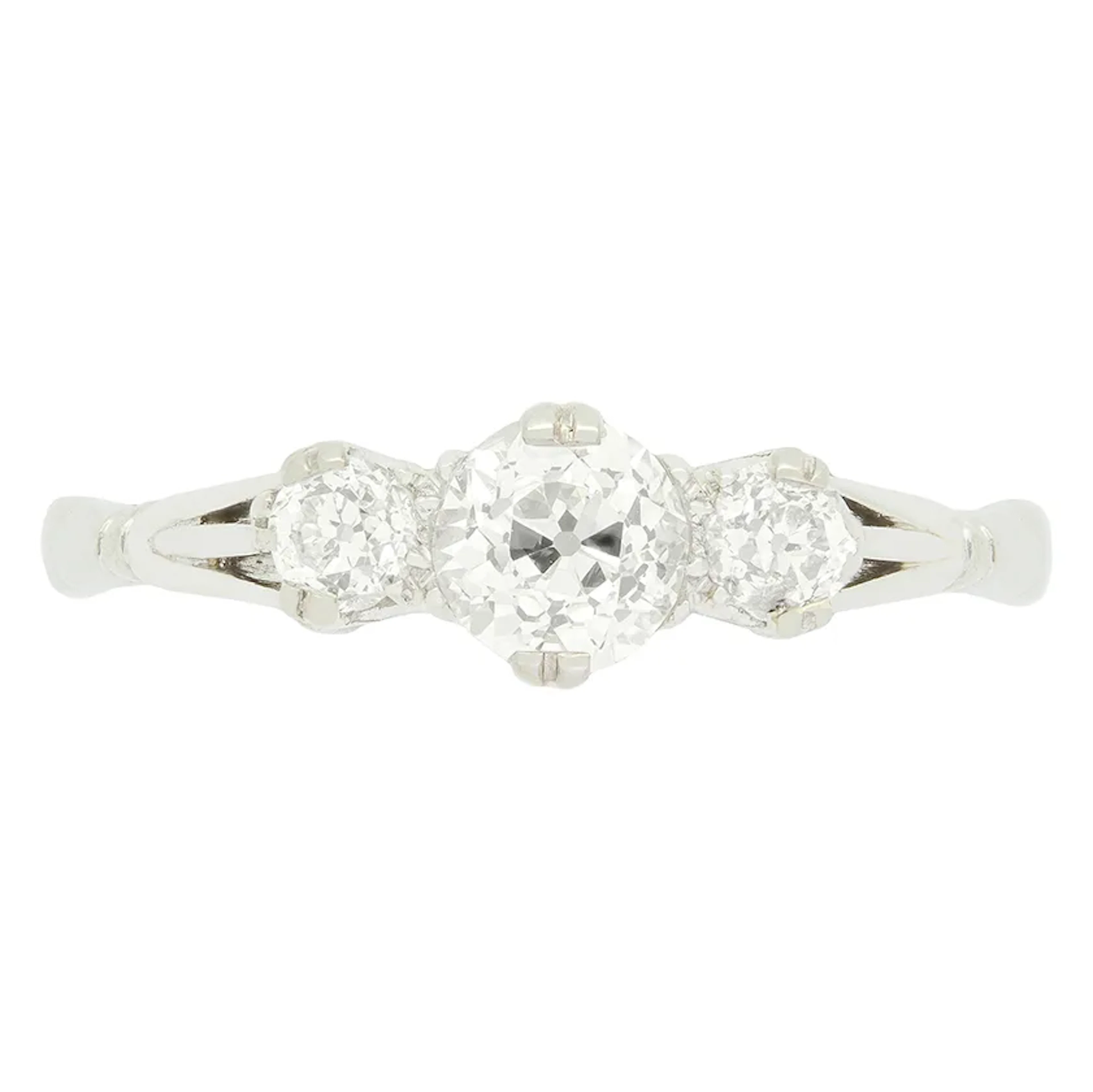 Art Deco 0.90ct Diamond Trilogy Ring, c.1920s