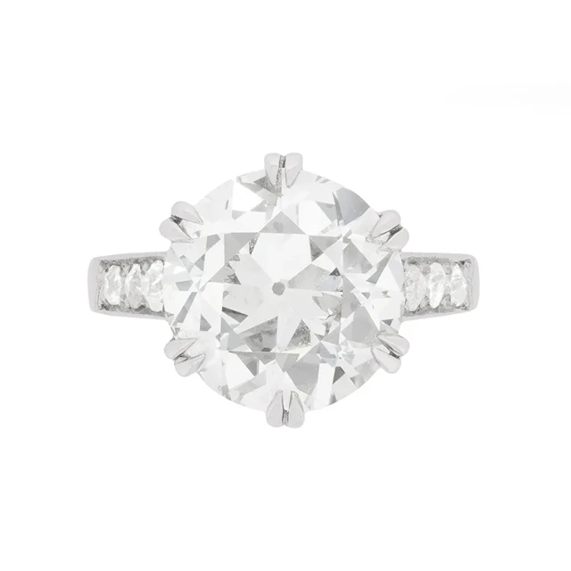Art Deco 5.28 Carat Diamond Solitaire Engagement Ring, c.1920s