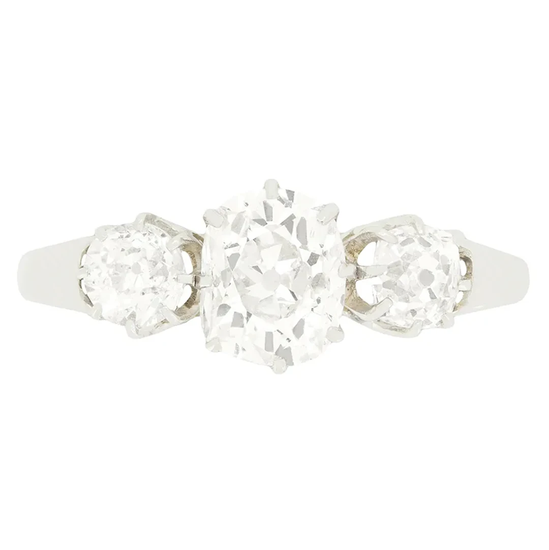 Art Deco 1.50ct Diamond Three Stone Ring, c.1920s