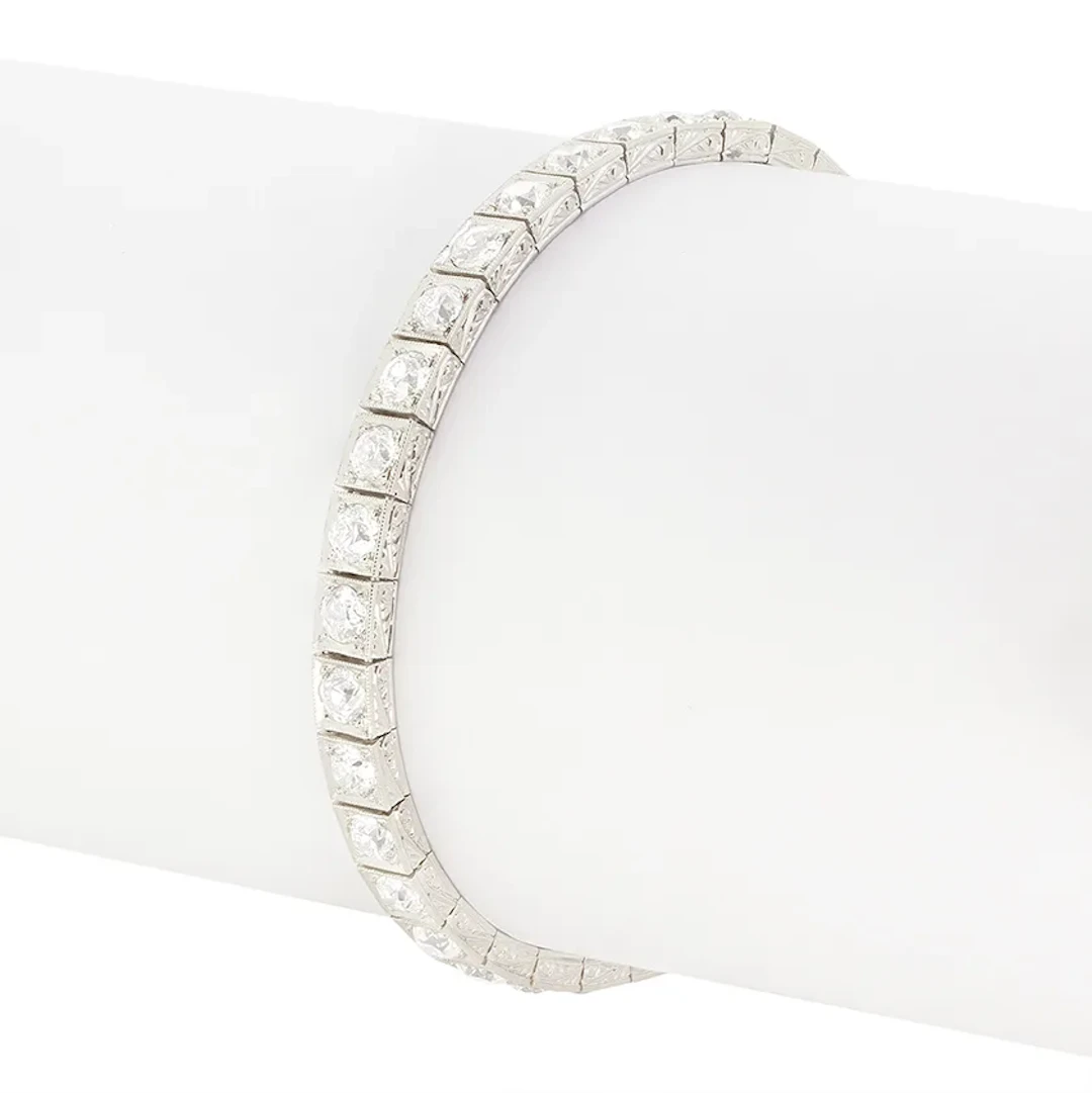Art Deco 9.00ct Diamond Line Bracelet, c.1920s