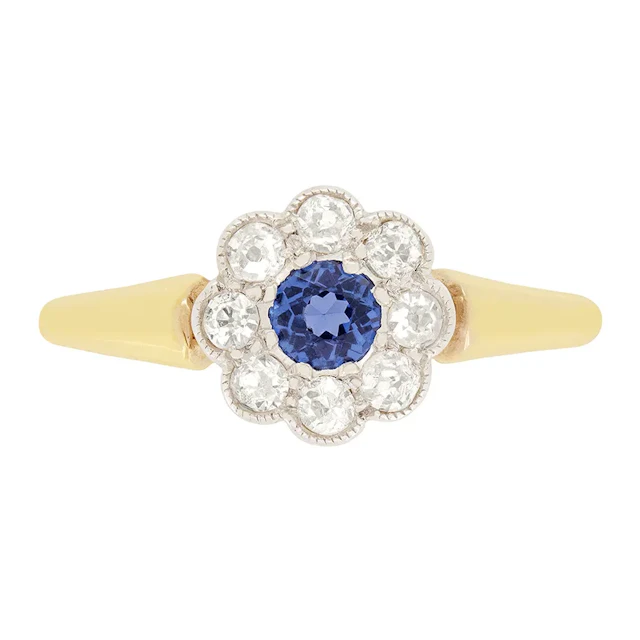 Edwardian 0.25ct Sapphire and Diamond Daisy Cluster Ring, c.1910s
