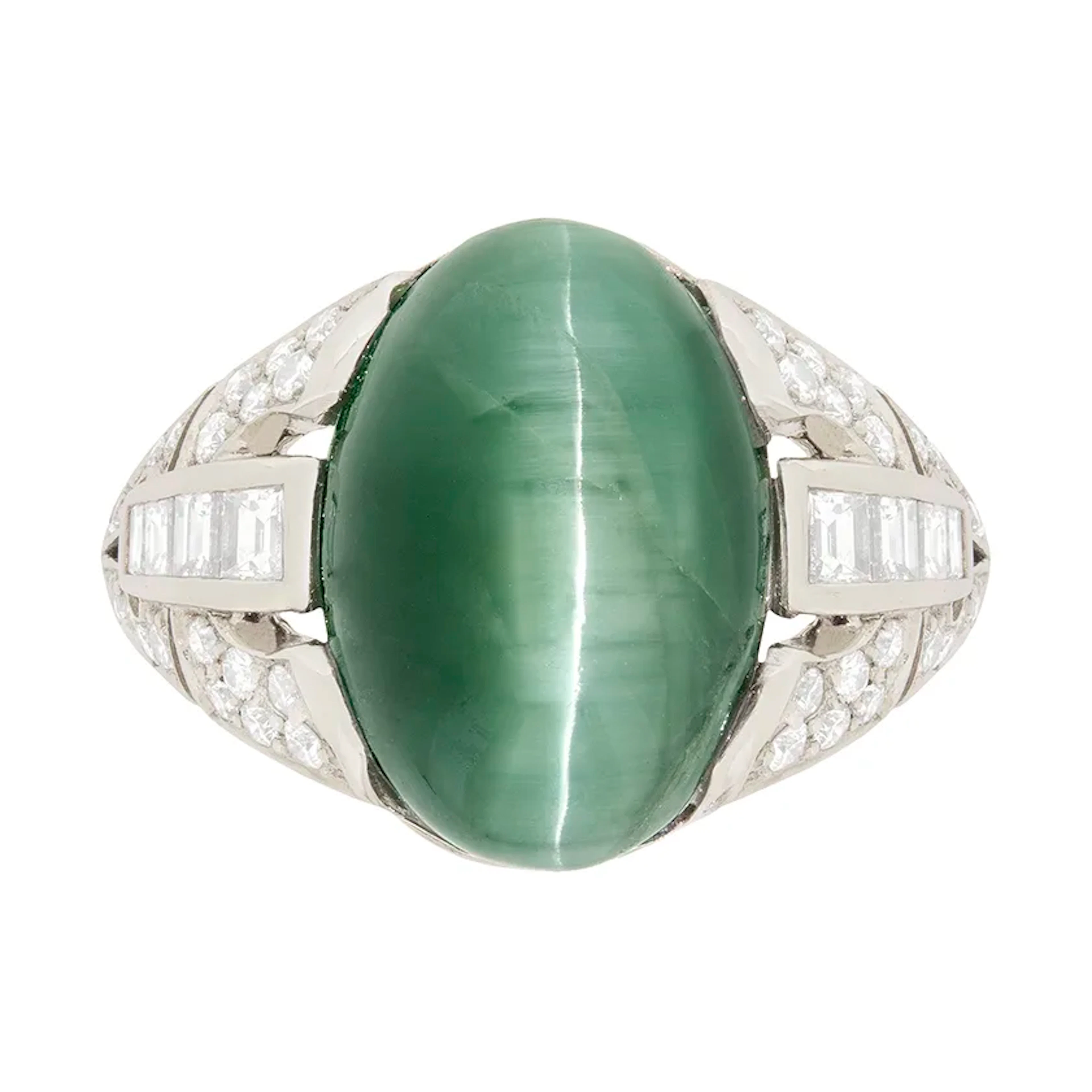 Late Deco 10.75ct Cat’s Eye Tourmaline and Diamond Ring, c.1940s