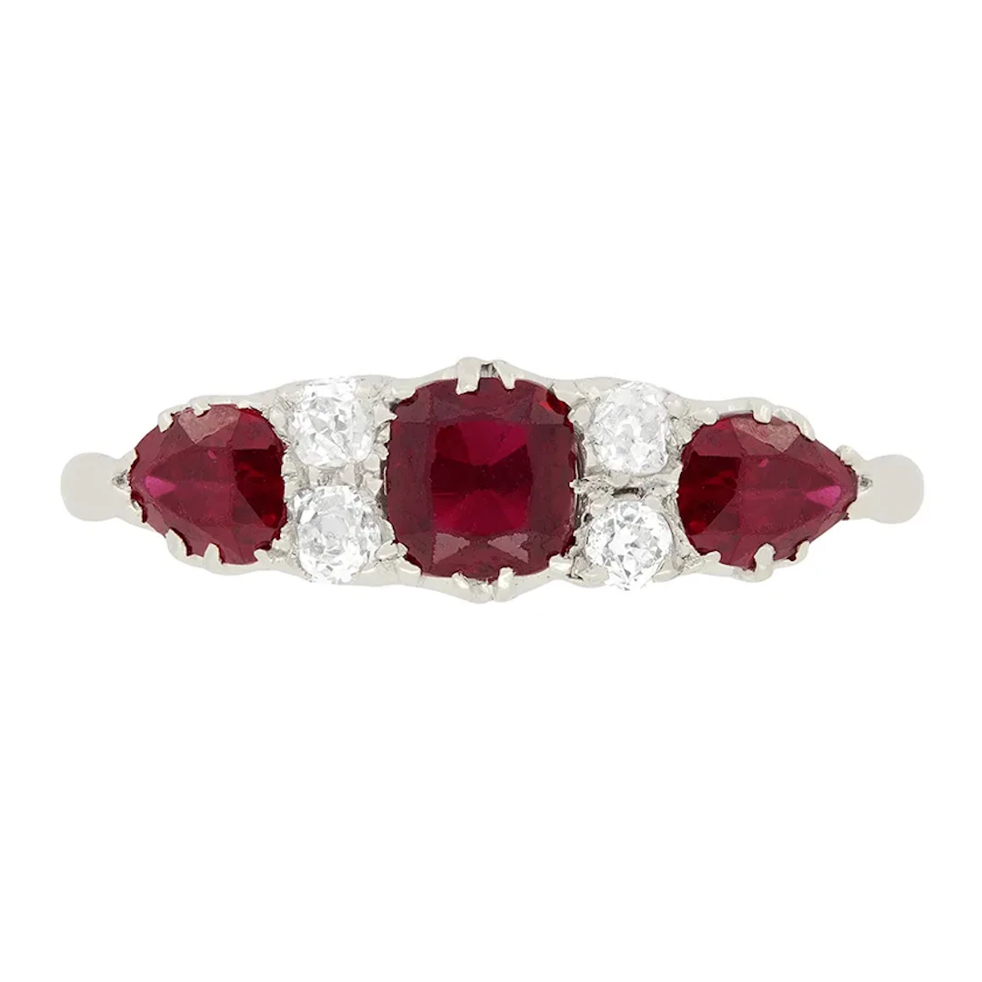 Art Deco 1.00ct Ruby and Diamond Ring, c.1920s