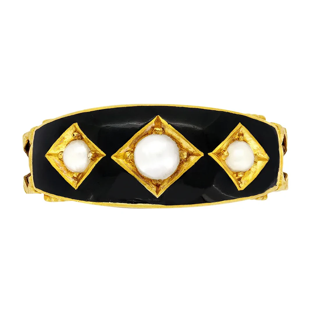 Late Victorian Pearl Mourning Ring, c.1902