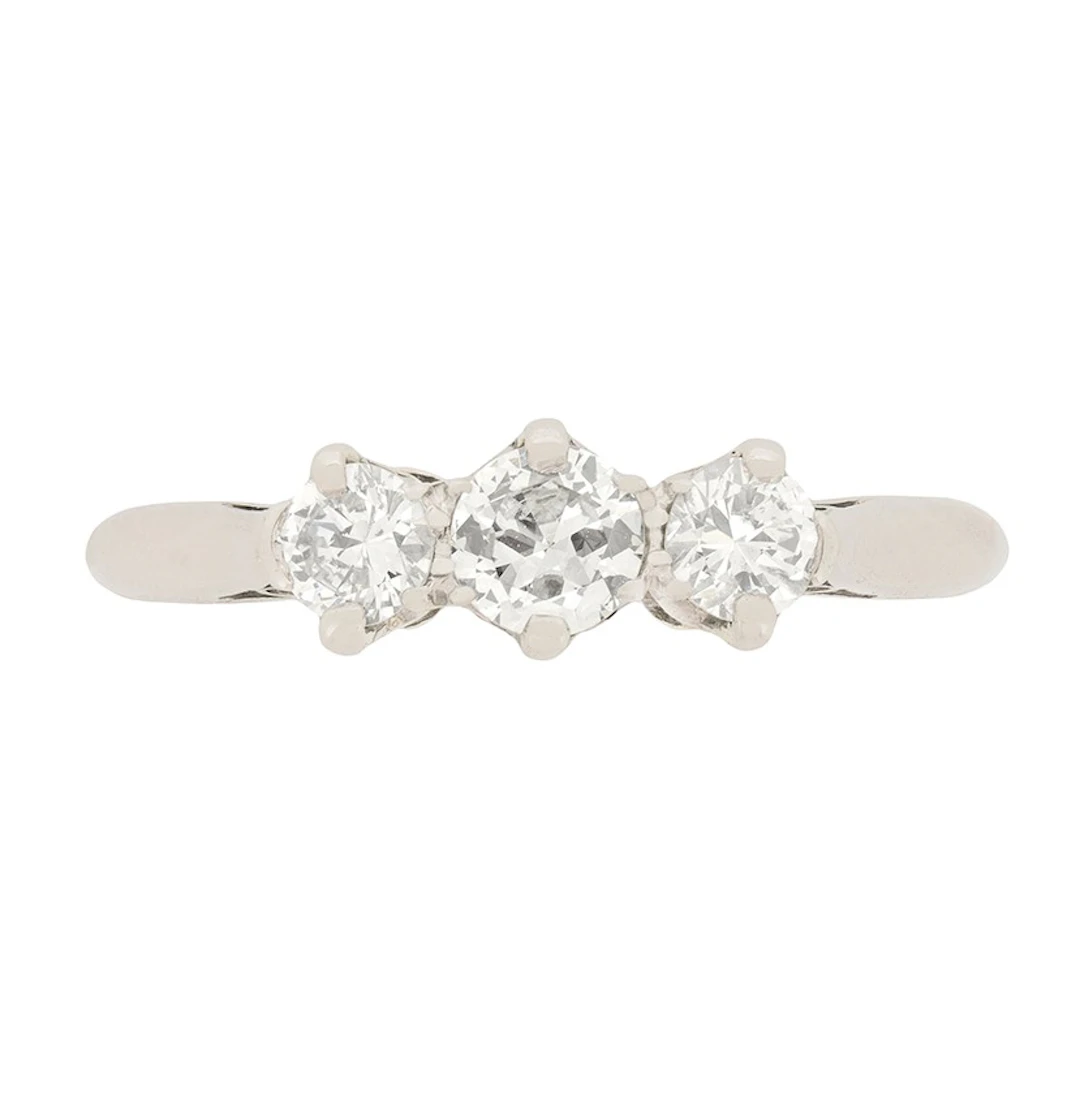 Late Art Deco 0.90ct Diamond Three Stone Ring, c.1930s