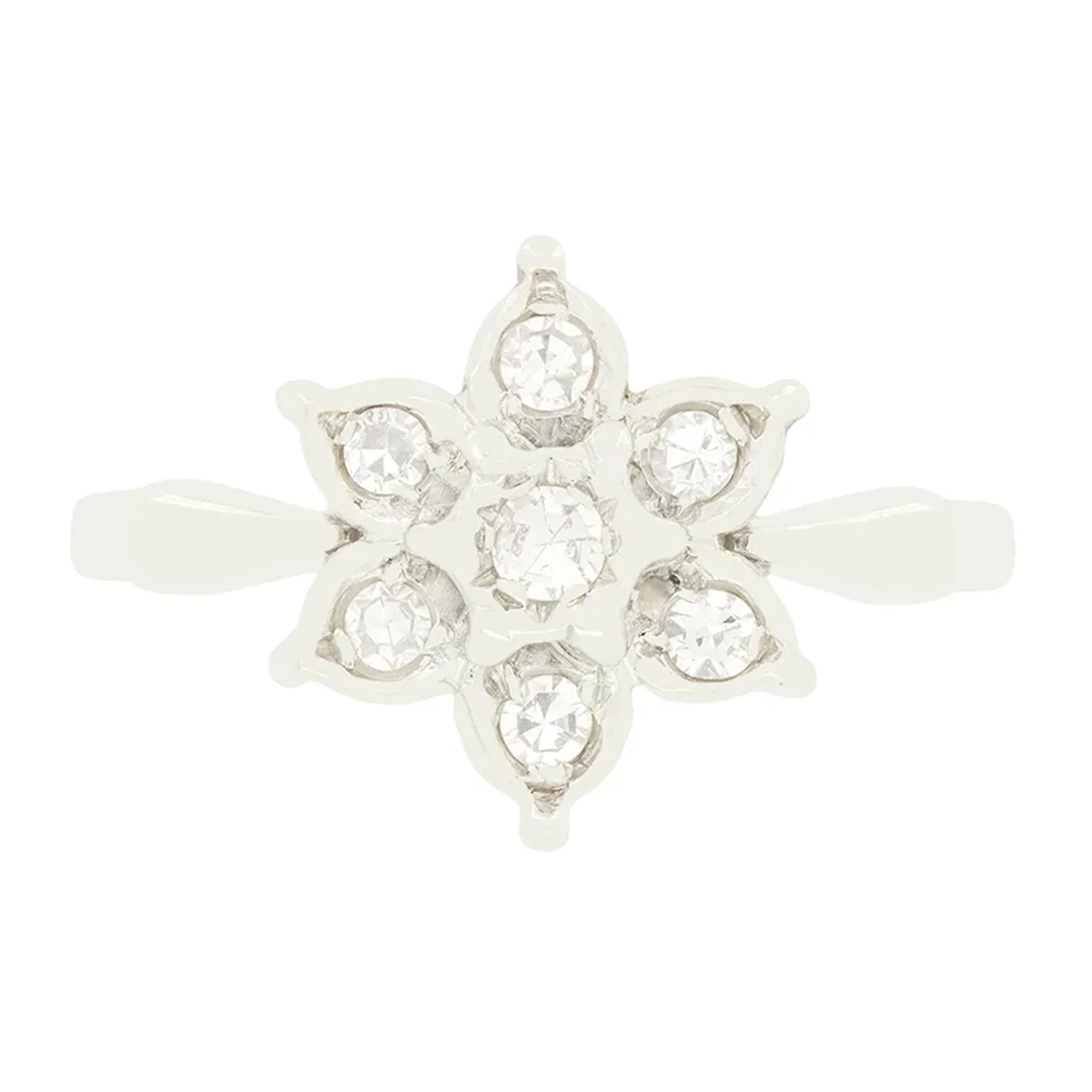 Late Deco 0.35ct Diamond Cluster Ring, c.1940s