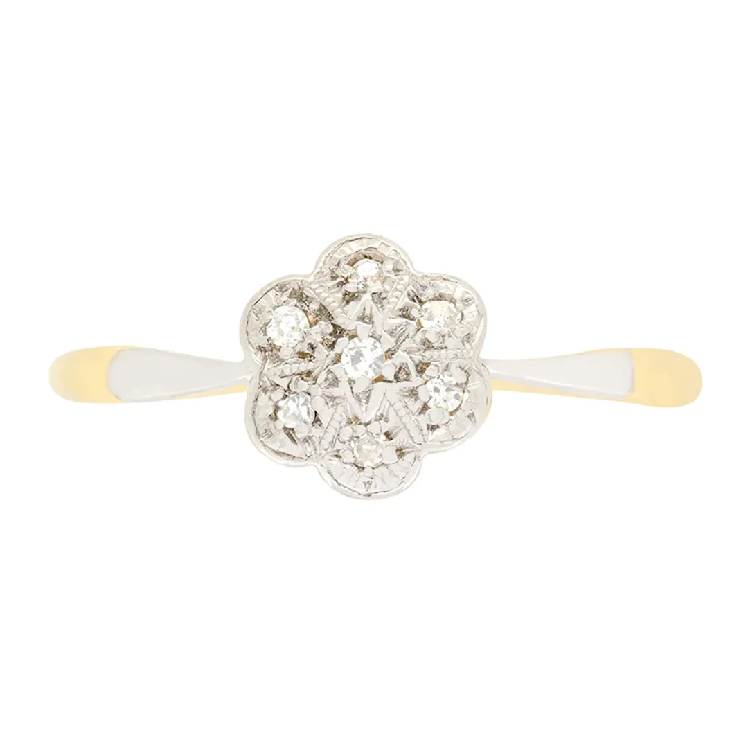 Edwardian, 0.07ct Diamond Daisy Cluster Ring, c.1910s