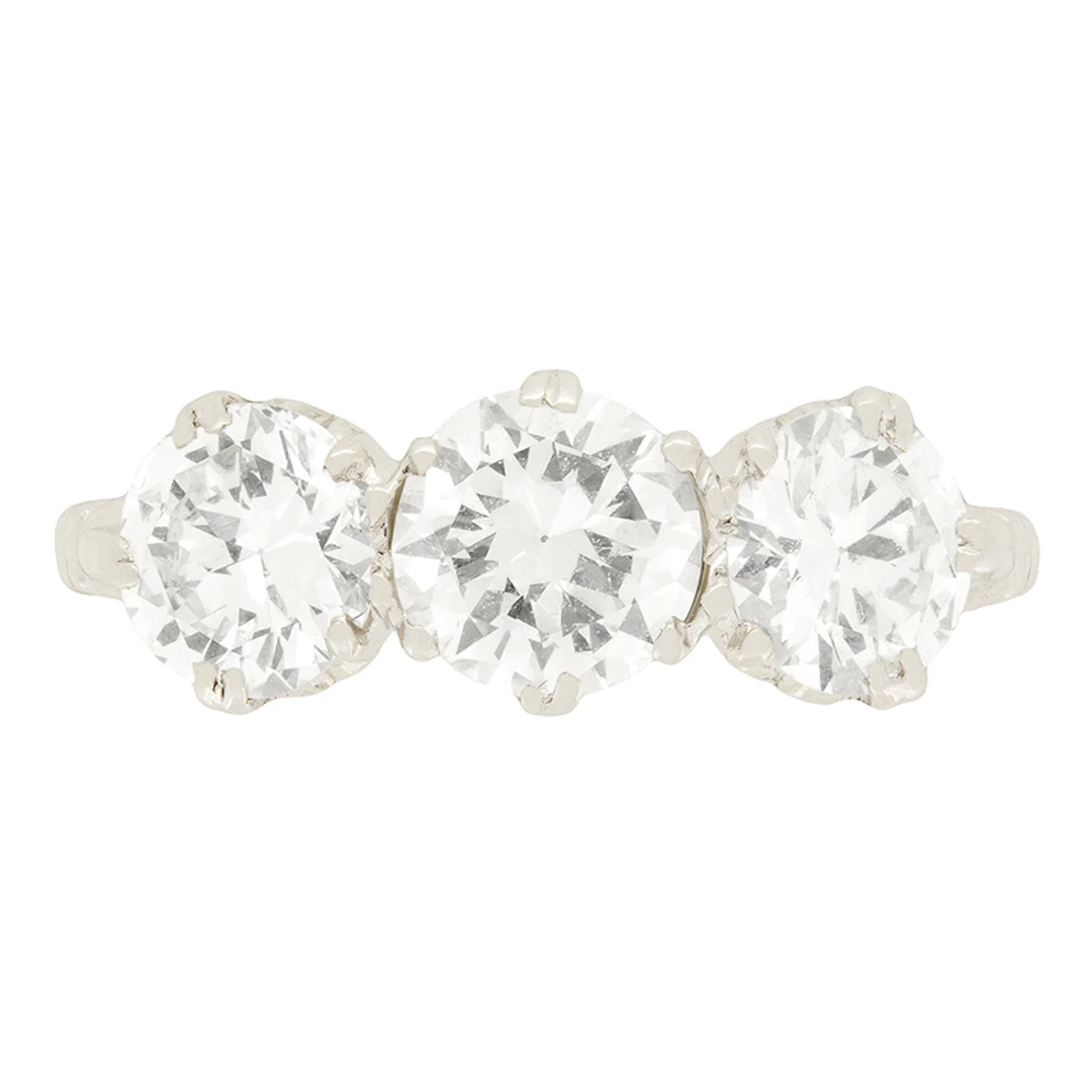 Art Deco 1.70ct Three Stone Diamond Ring, c.1920s