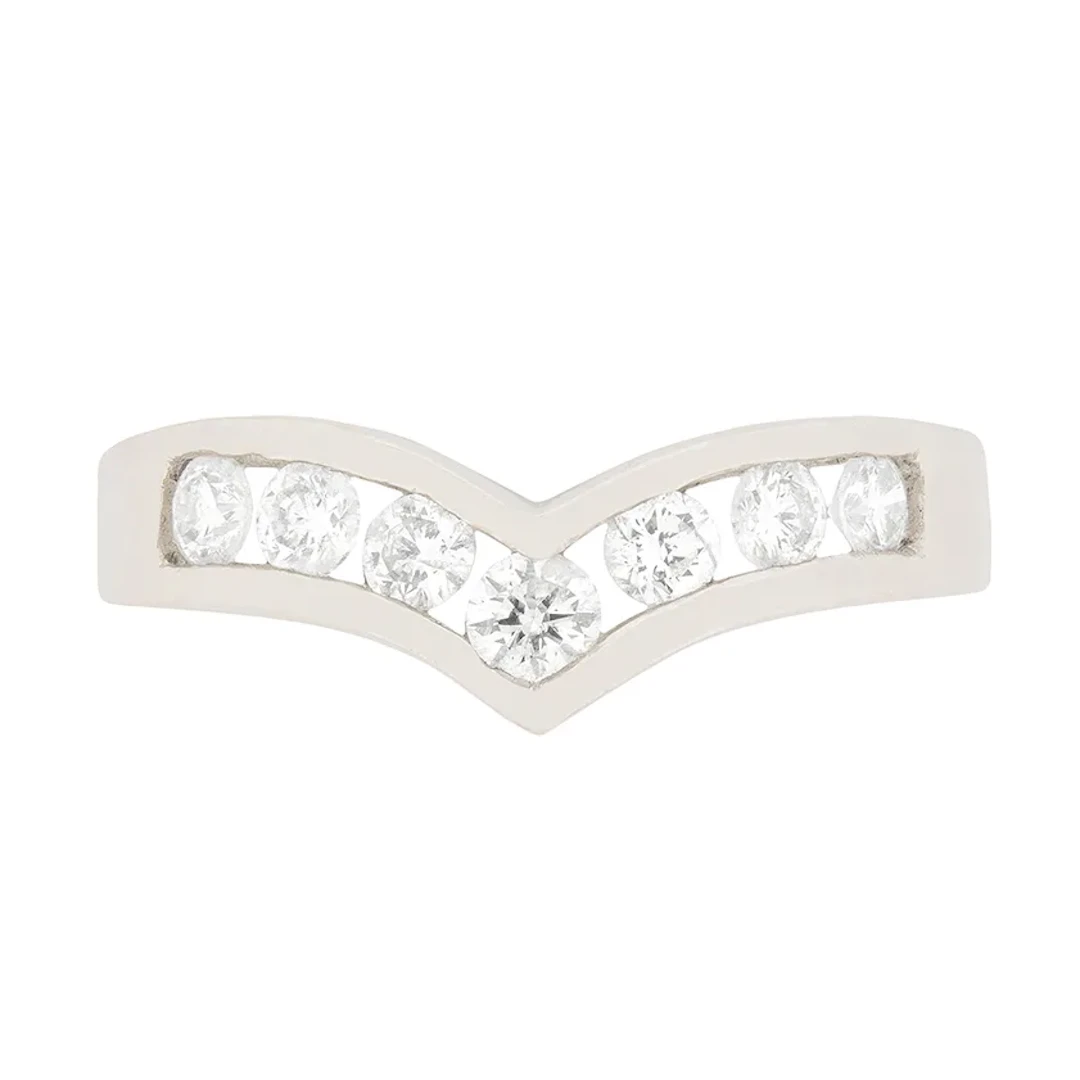 Contemporary 0.35ct Diamond Chevron Ring