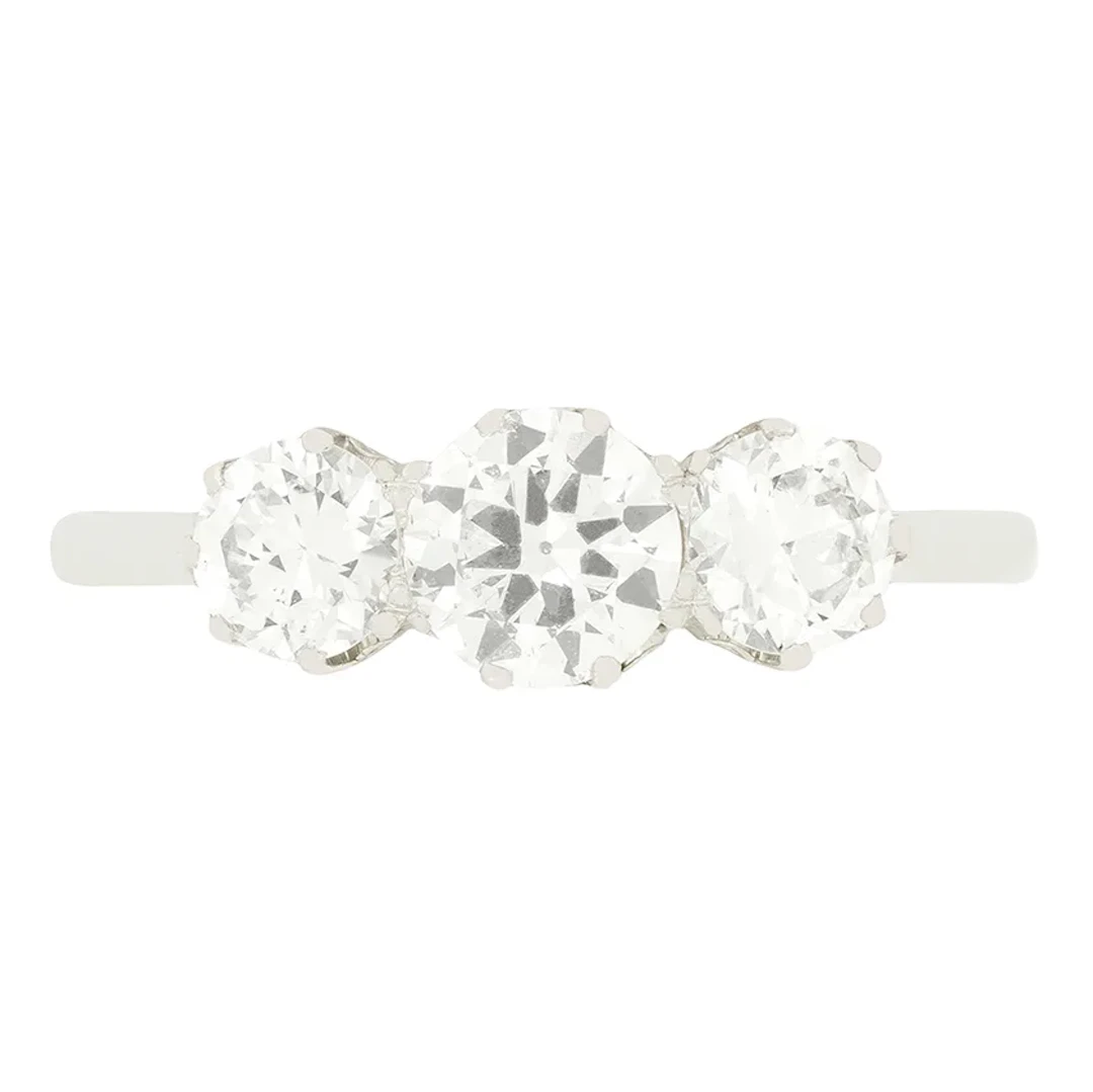 Art Deco 1.40ct Diamond Three Stone Ring, c.1920s