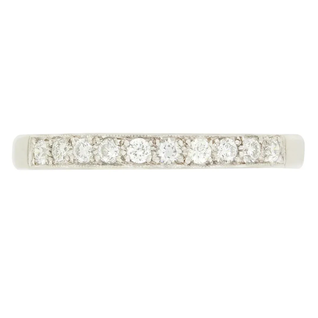 Late Deco 0.50ct Diamond Half Eternity Ring, c.1940s