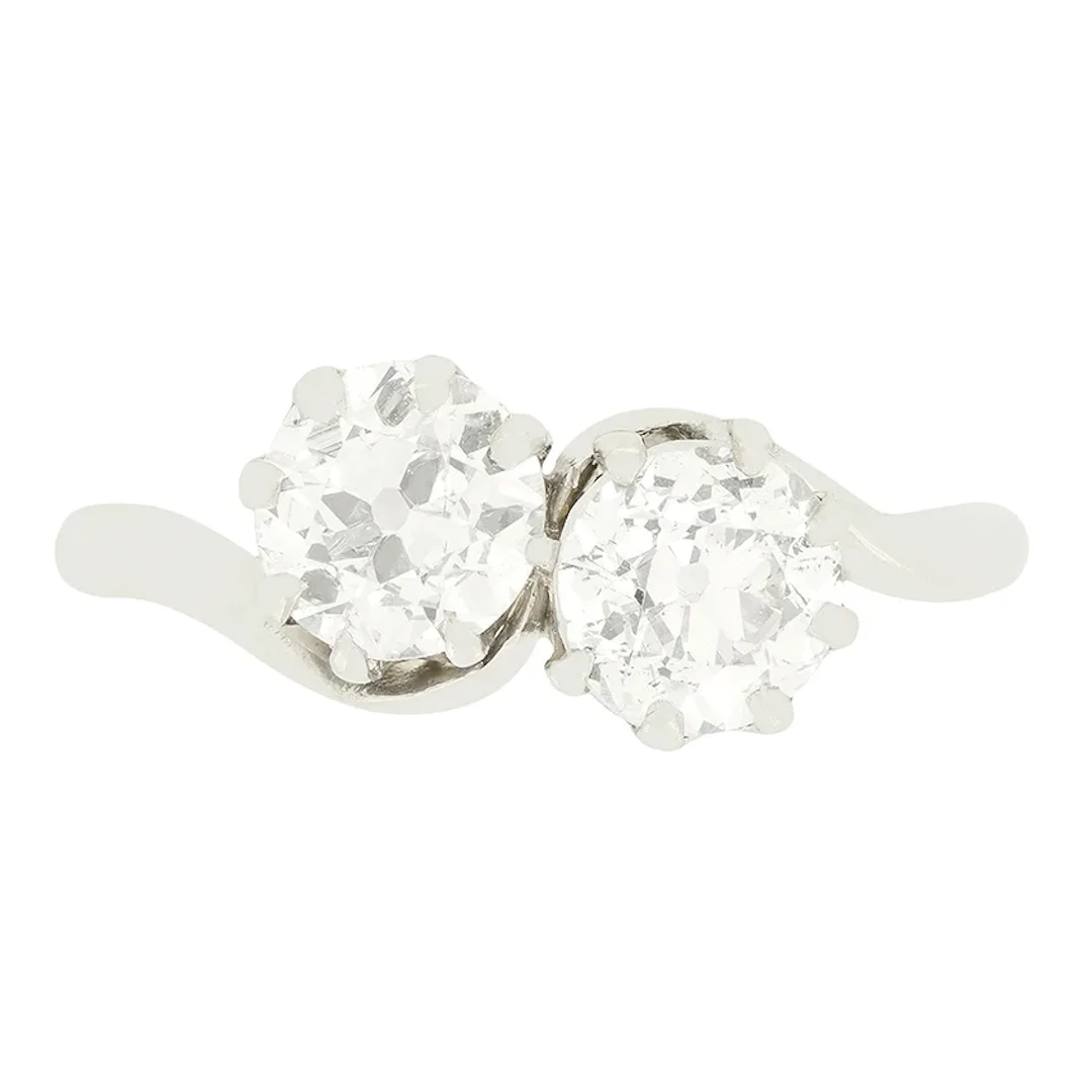 Art Deco 1.40ct Diamond Two Stone Twist Ring, c.1920s