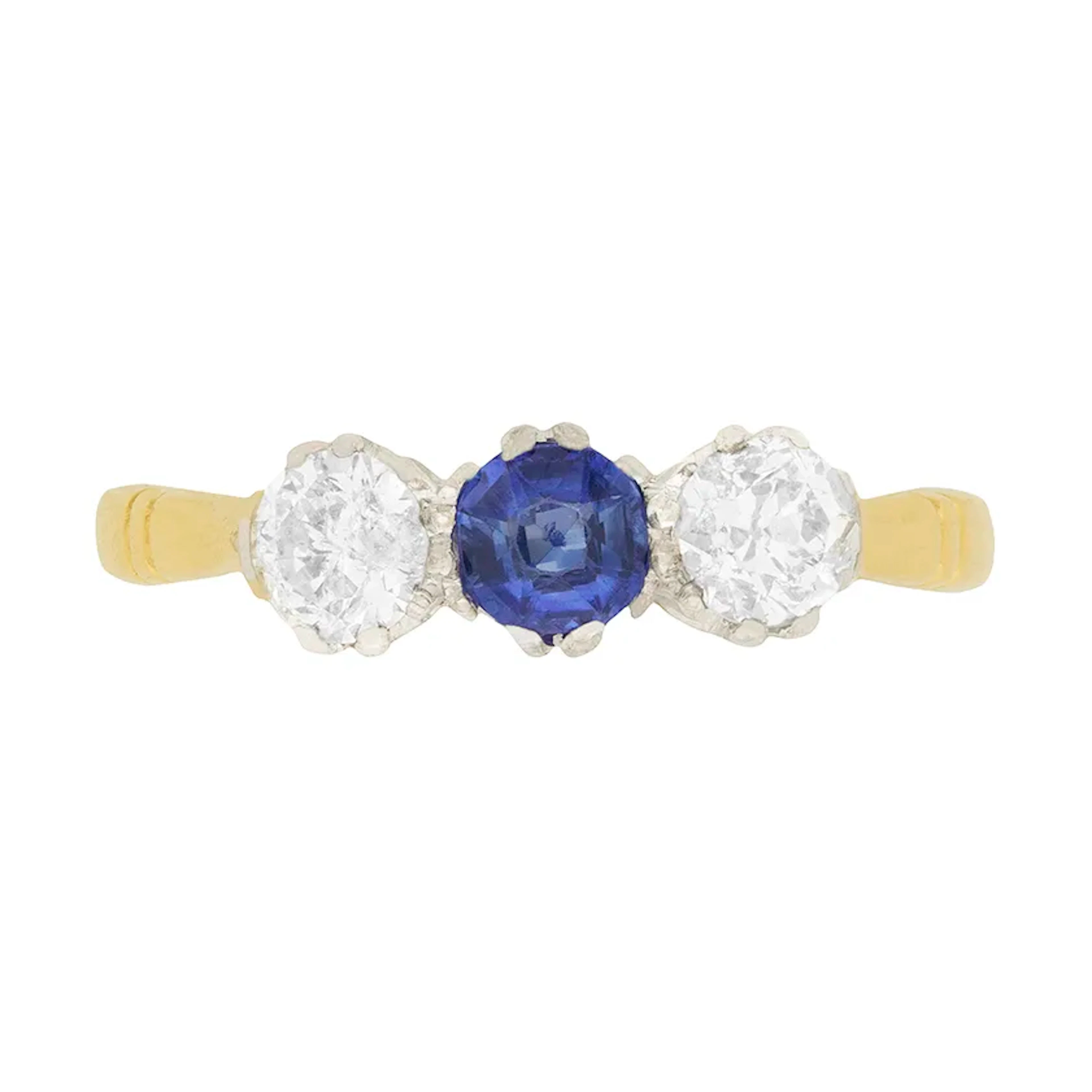 Edwardian 0.30ct Sapphire and Diamond Three Stone Engagement Ring, c.1910s