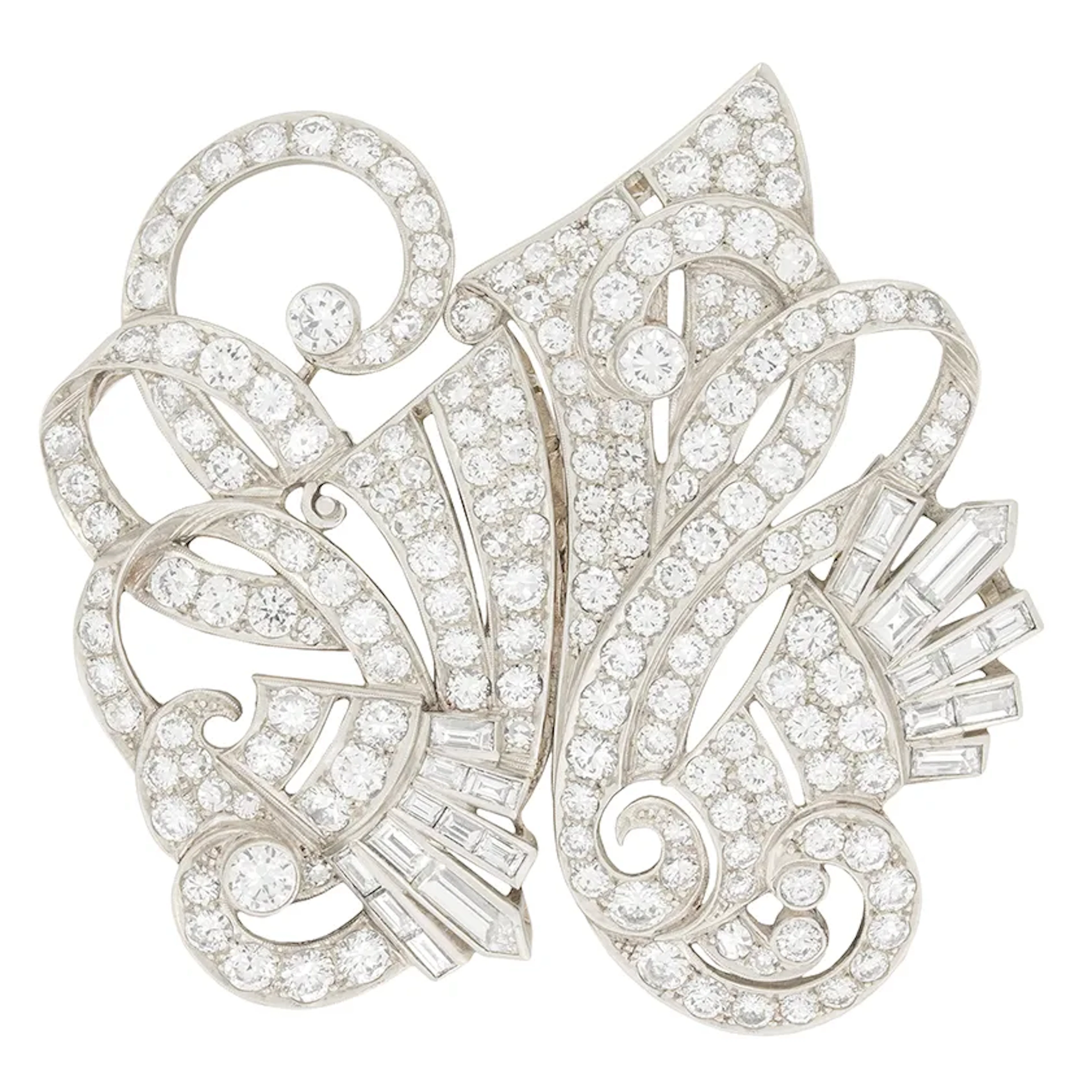 Late Deco 17ct Diamond Double Clip Brooch, c.1940s