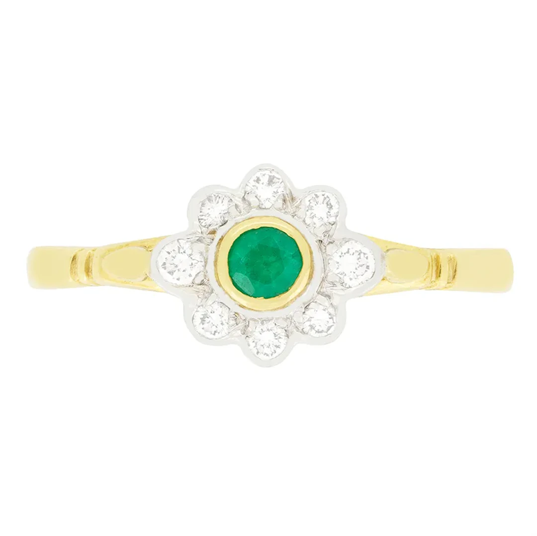 Vintage 0.15ct Emerald and Diamond Cluster Ring, hallmarked 1998