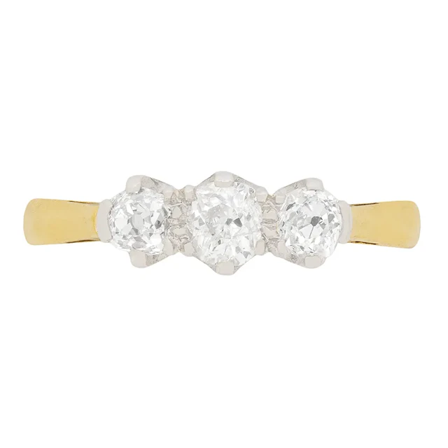 Edwardian 0.85ct Diamond Three Stone Ring, c.1910s
