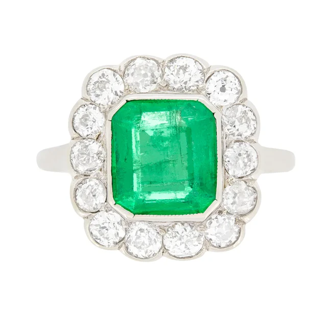 Art Deco 1.80ct Emerald and Diamond Halo Cluster Ring, c.1920s