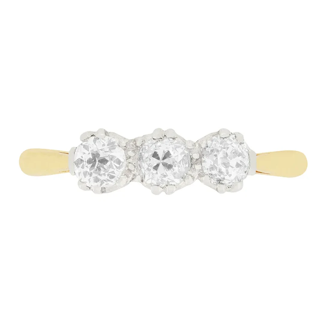 Edwardian 0.90ct Diamond Three Stone Ring, c.1910s