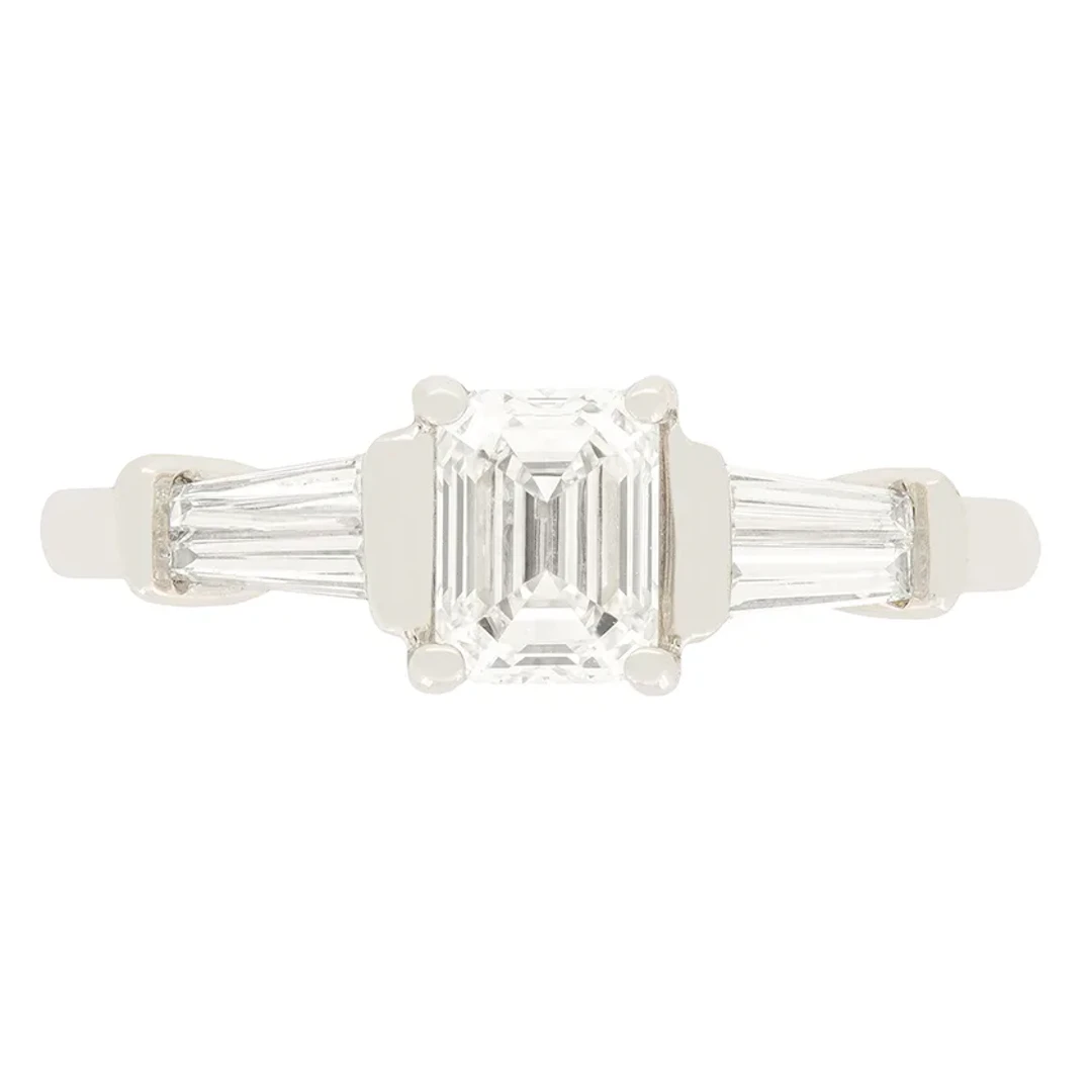 Contemporary 0.61ct Diamond Solitaire Ring