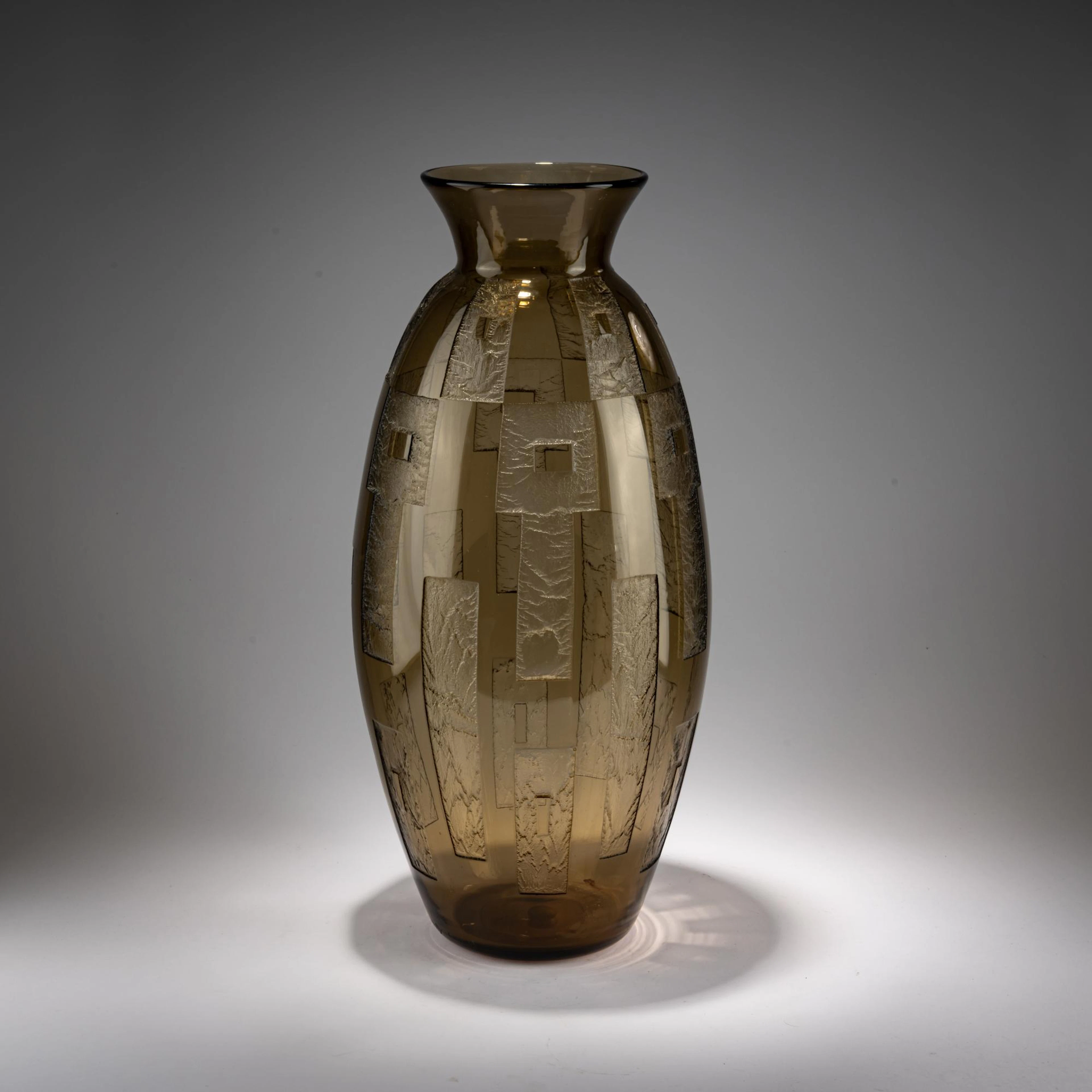 Daum Frères, Nancy Hohe Vase, um 1930