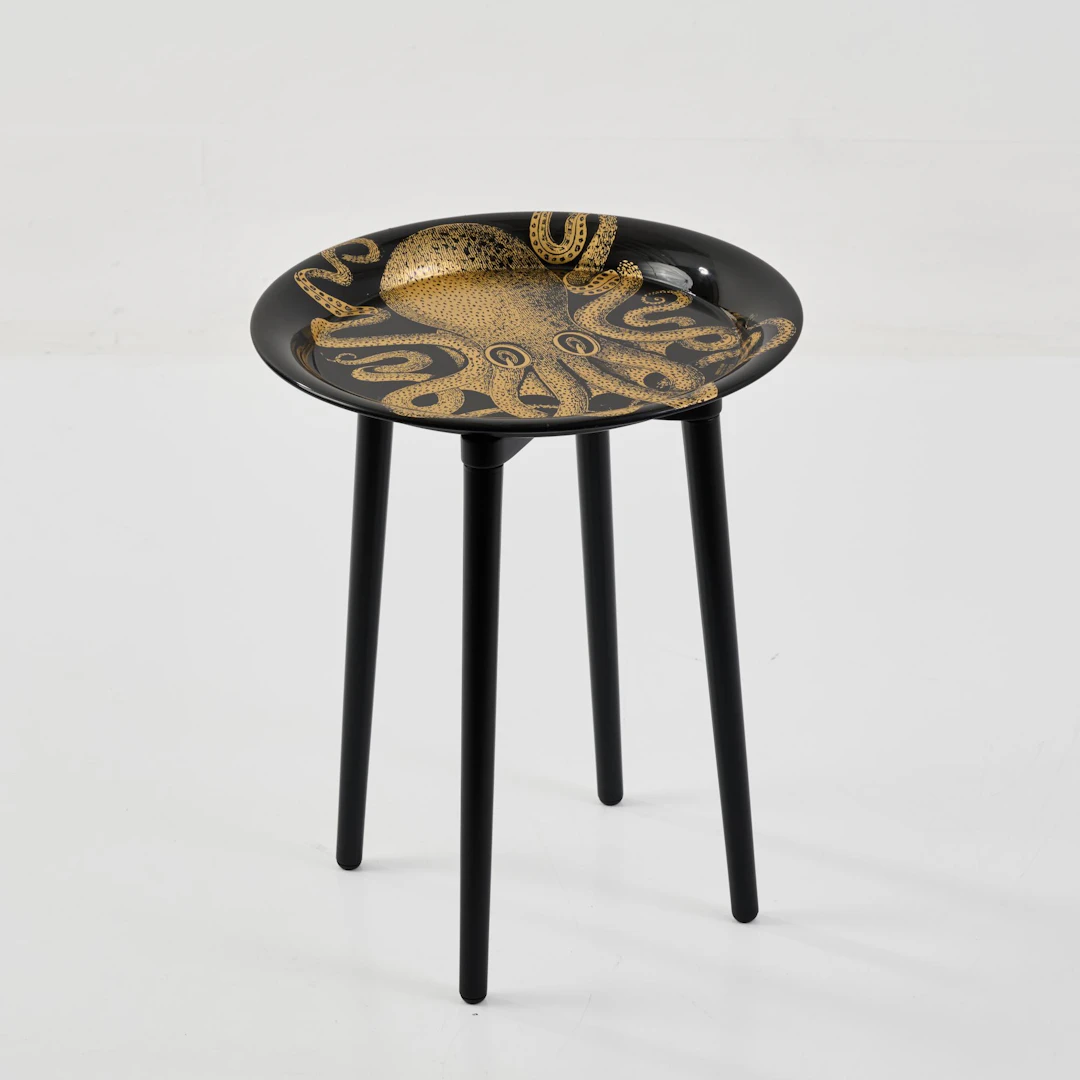 Piero Fornasetti; Barnaba Fornasetti Tablett 'Polipo' auf klappbarem