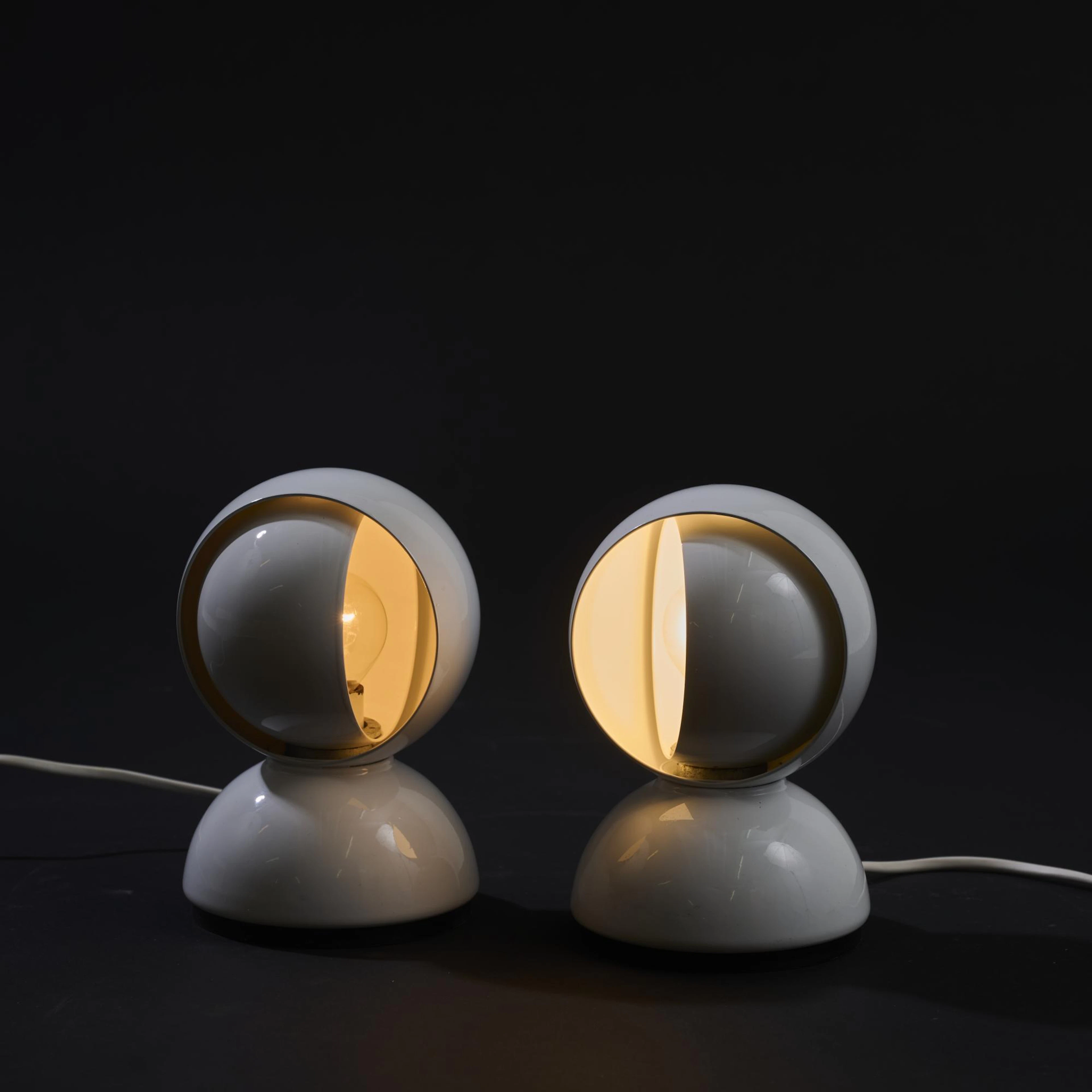Vico Magistretti Zwei Tischleuchten 'Eclisse', 1966