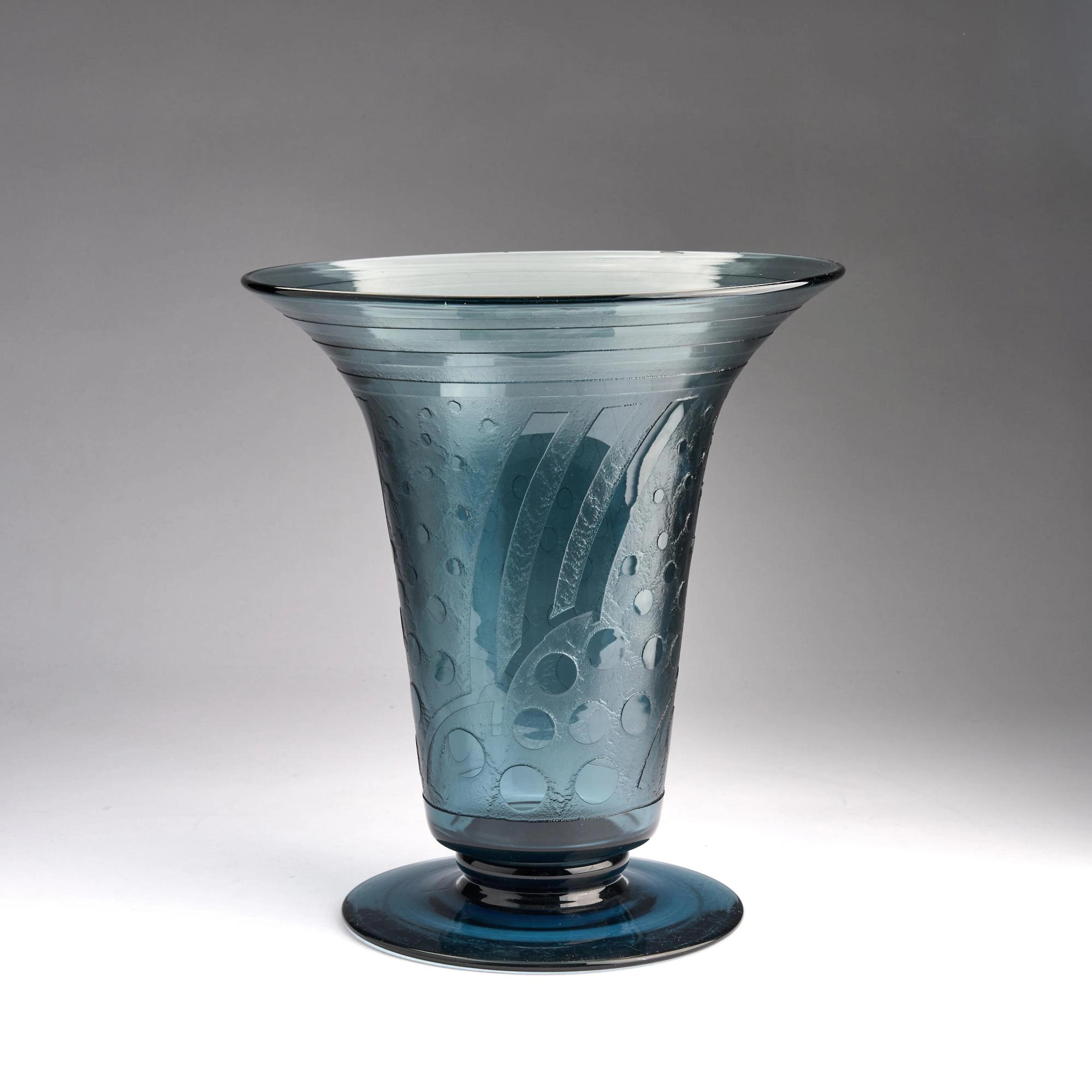 Daum Frères, Nancy Vase 'Rubans et Bulles', um 1930