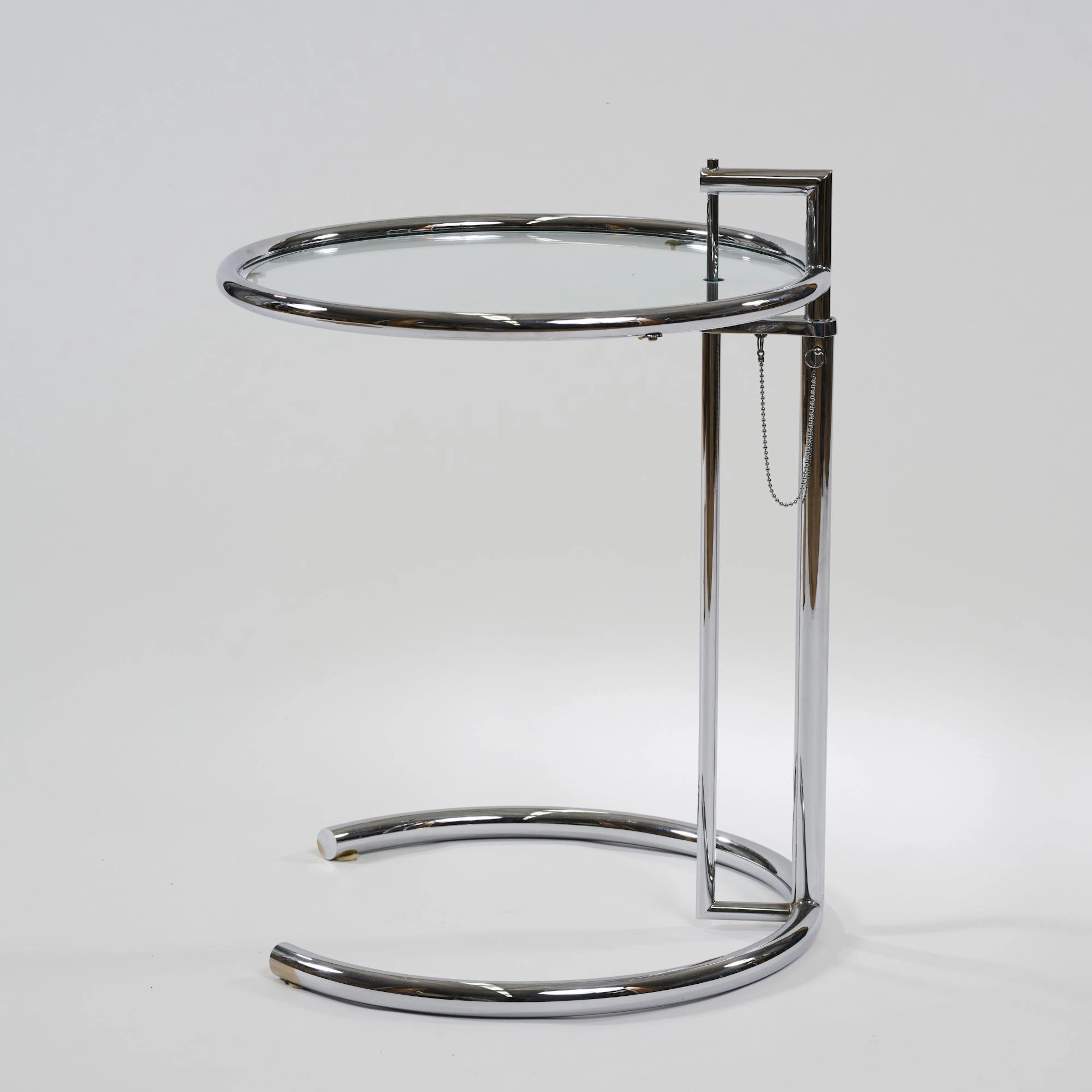 Eileen Gray Beistelltisch 'E 1027', 1927 (Entwurf)