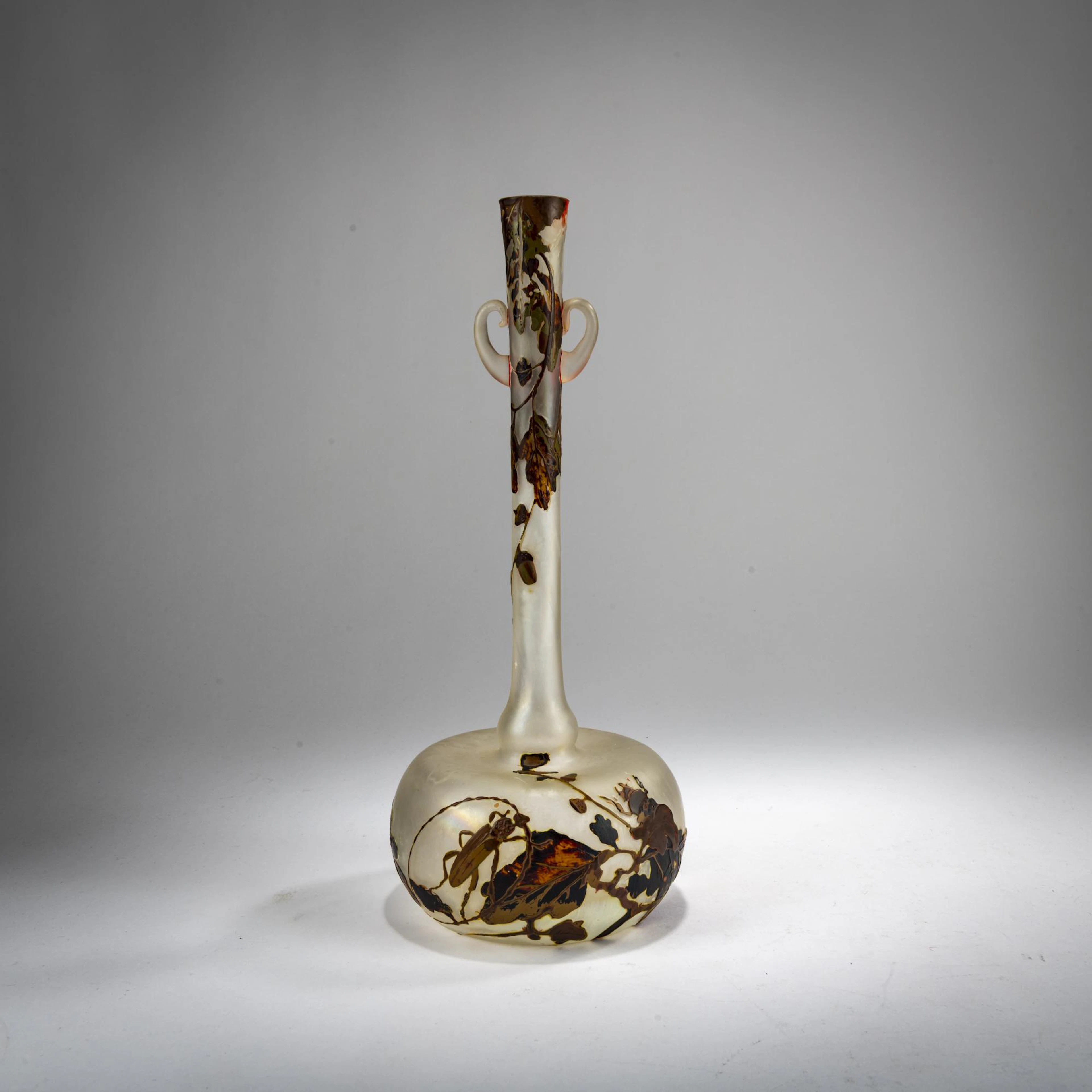 Muller Frères, Lunéville Henkelvase 'Feuilles de Chêne avec Capricorne