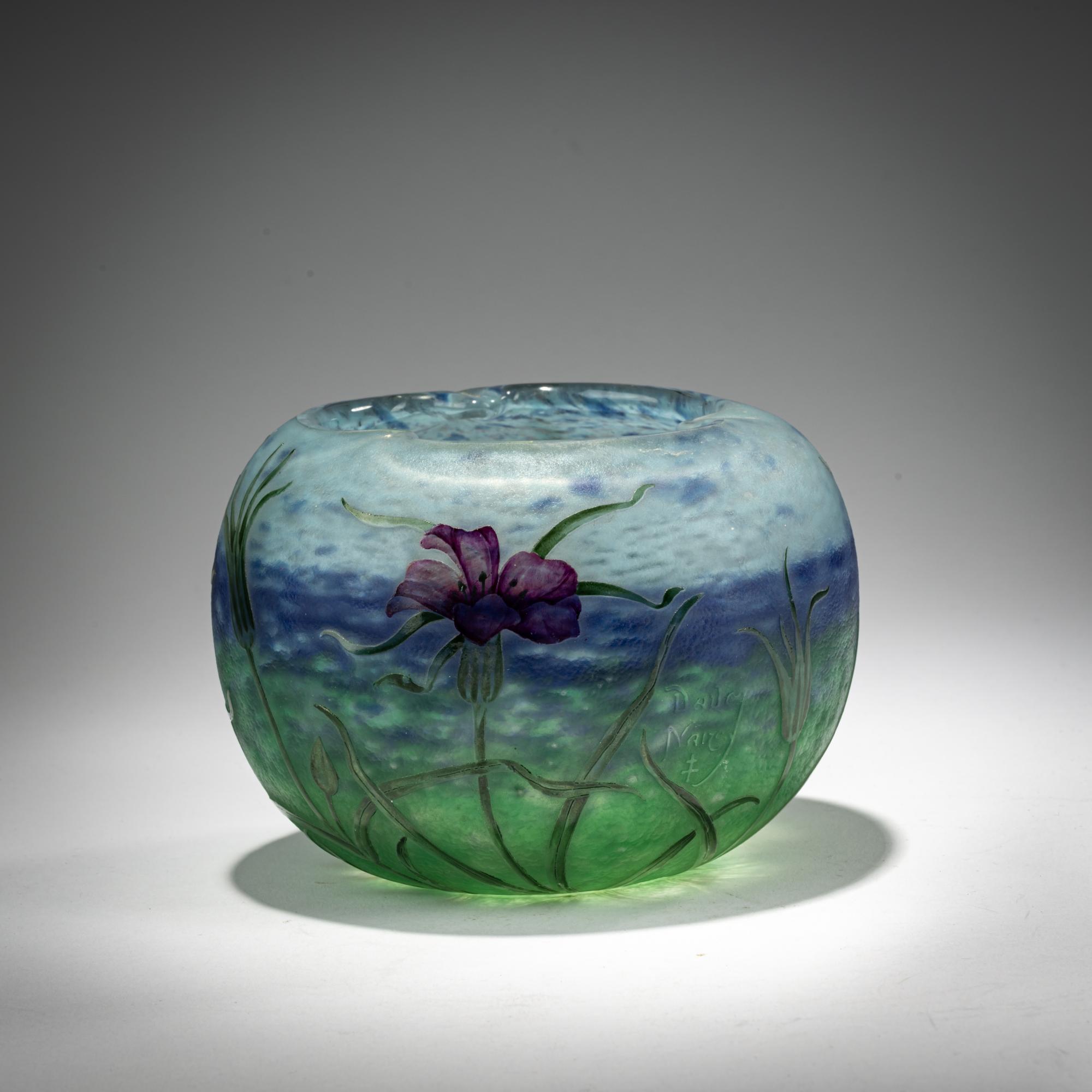 Daum Frères, Nancy Kleine Schale 'Oeillets', um 1910