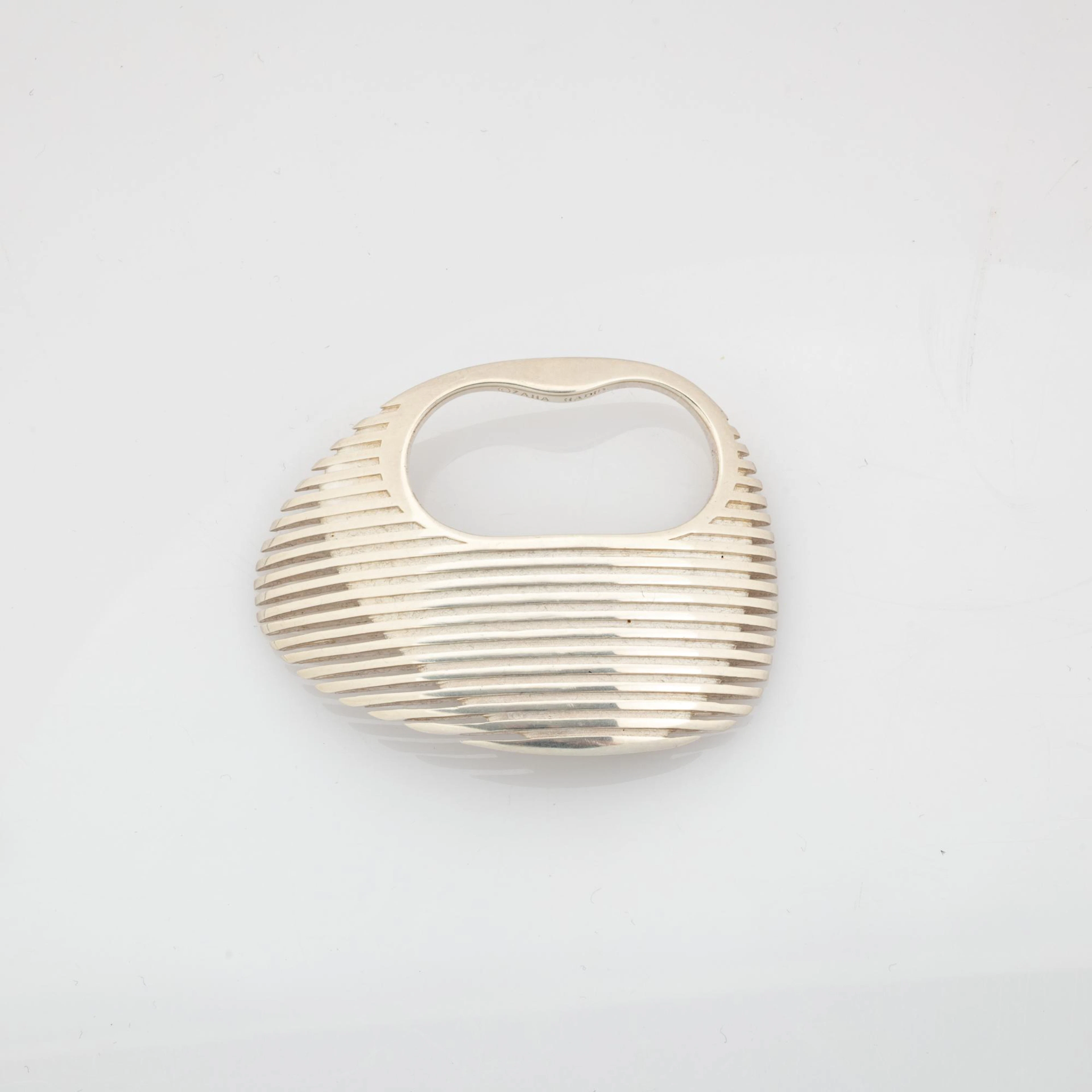 Zaha Hadid Zweifingerring 'Lamellae', um 2016