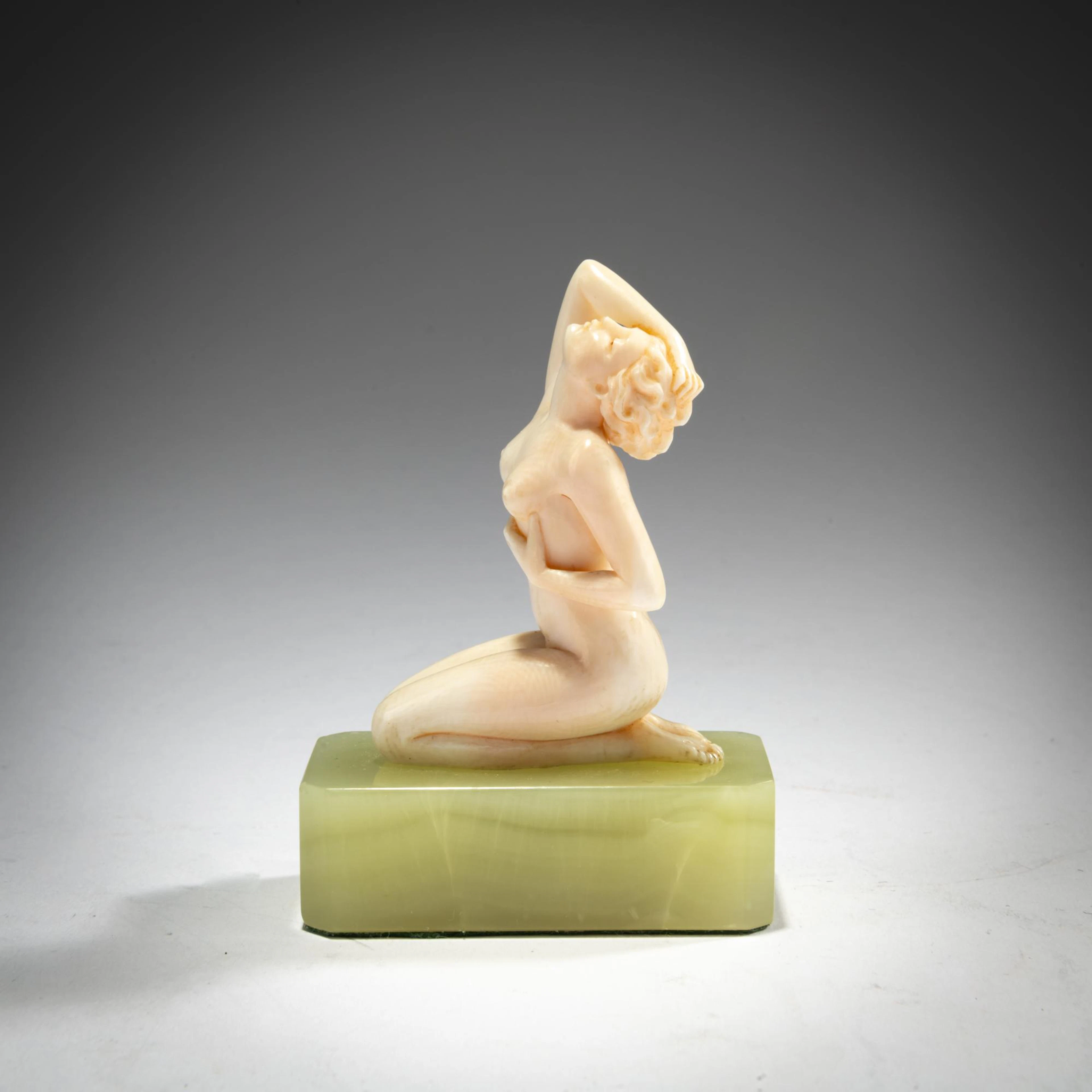 Ferdinand Preiss Elfenbeinfigur 'Posing', um 1925