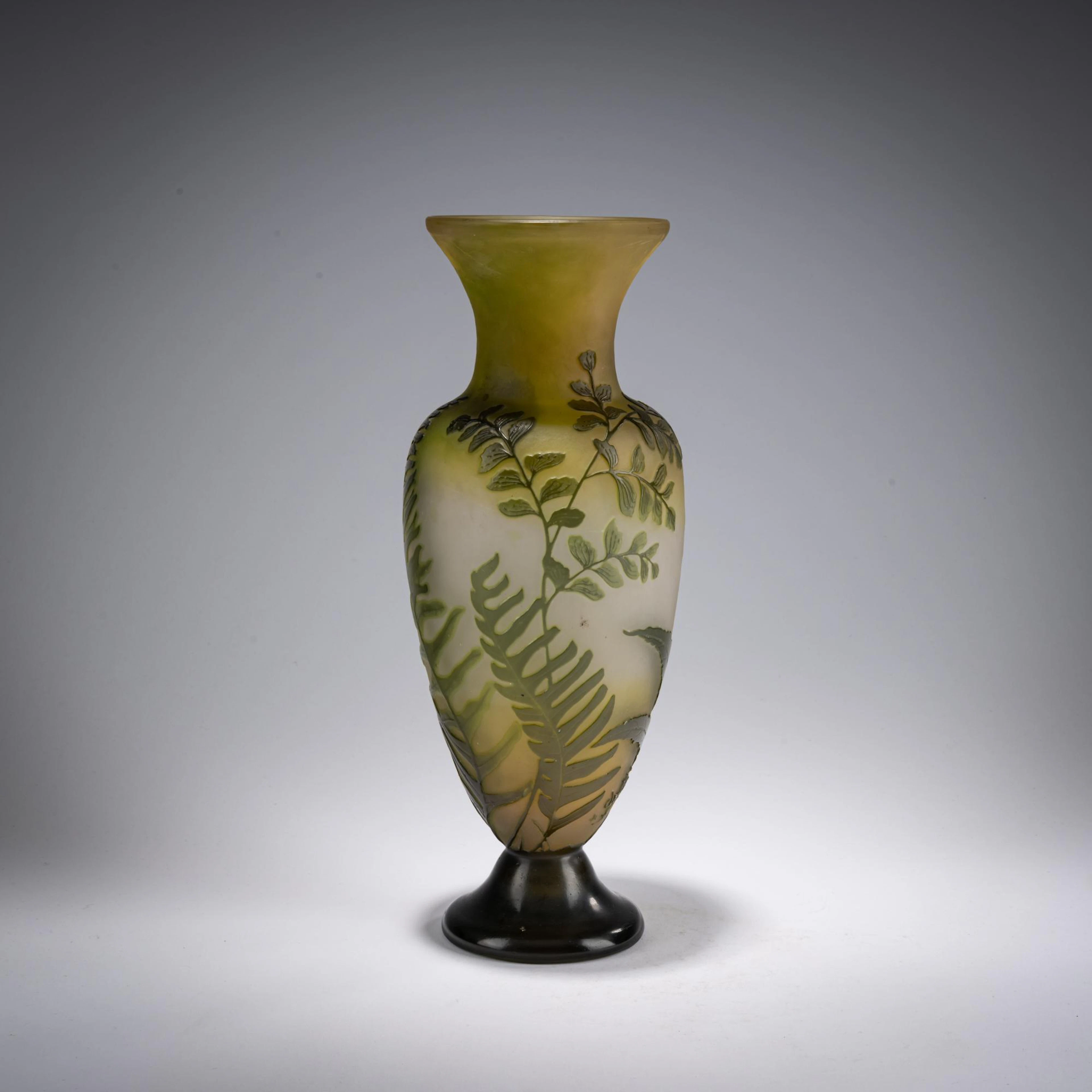 Etablissements Gallé, Nancy Vase 'Fougères', 1905-08