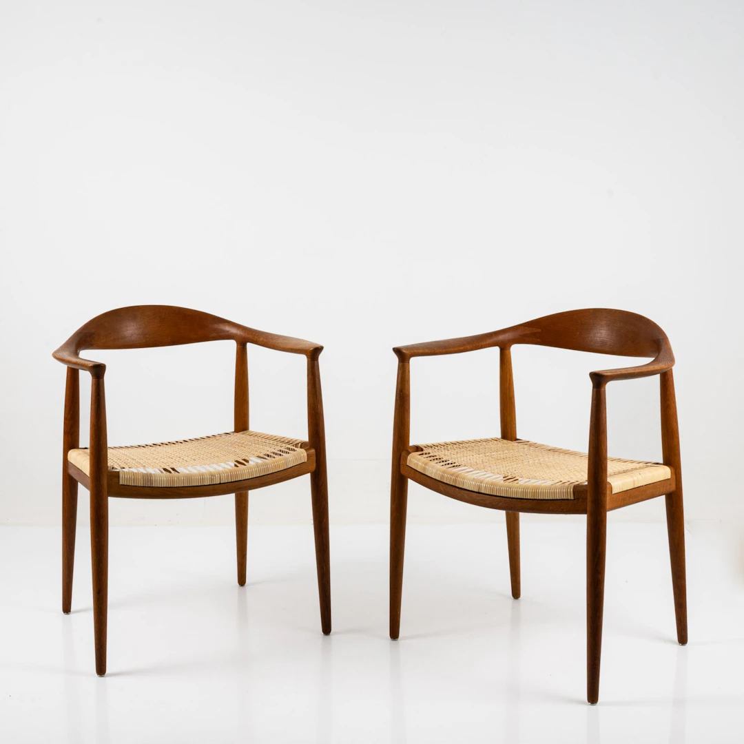 Hans J. Wegner Zwei Stühle 'The Chair' - 'JH-501', 1950 (Entwurf)