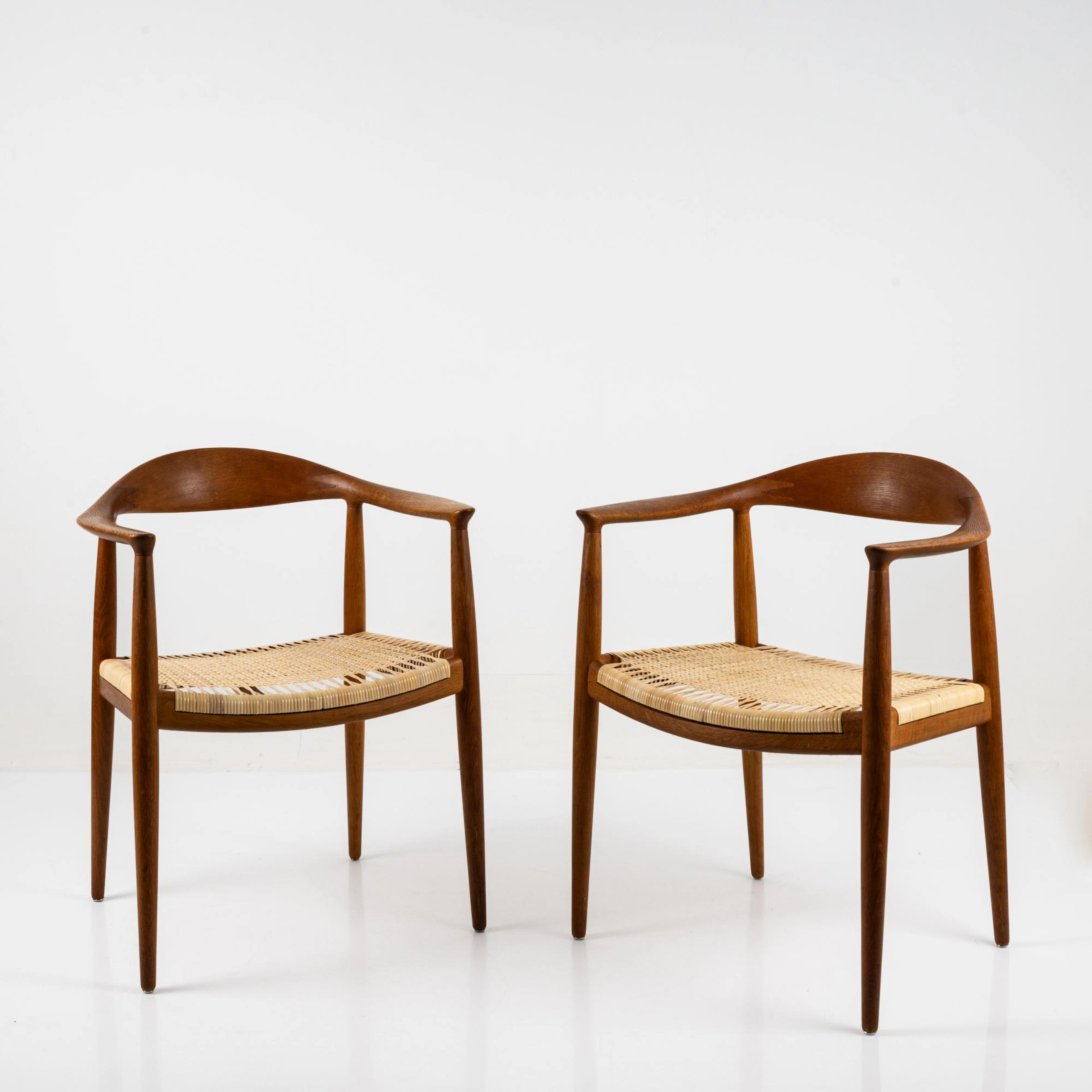 Hans J. Wegner Zwei Stühle 'The Chair' - 'JH-501', 1950 (Entwurf)
