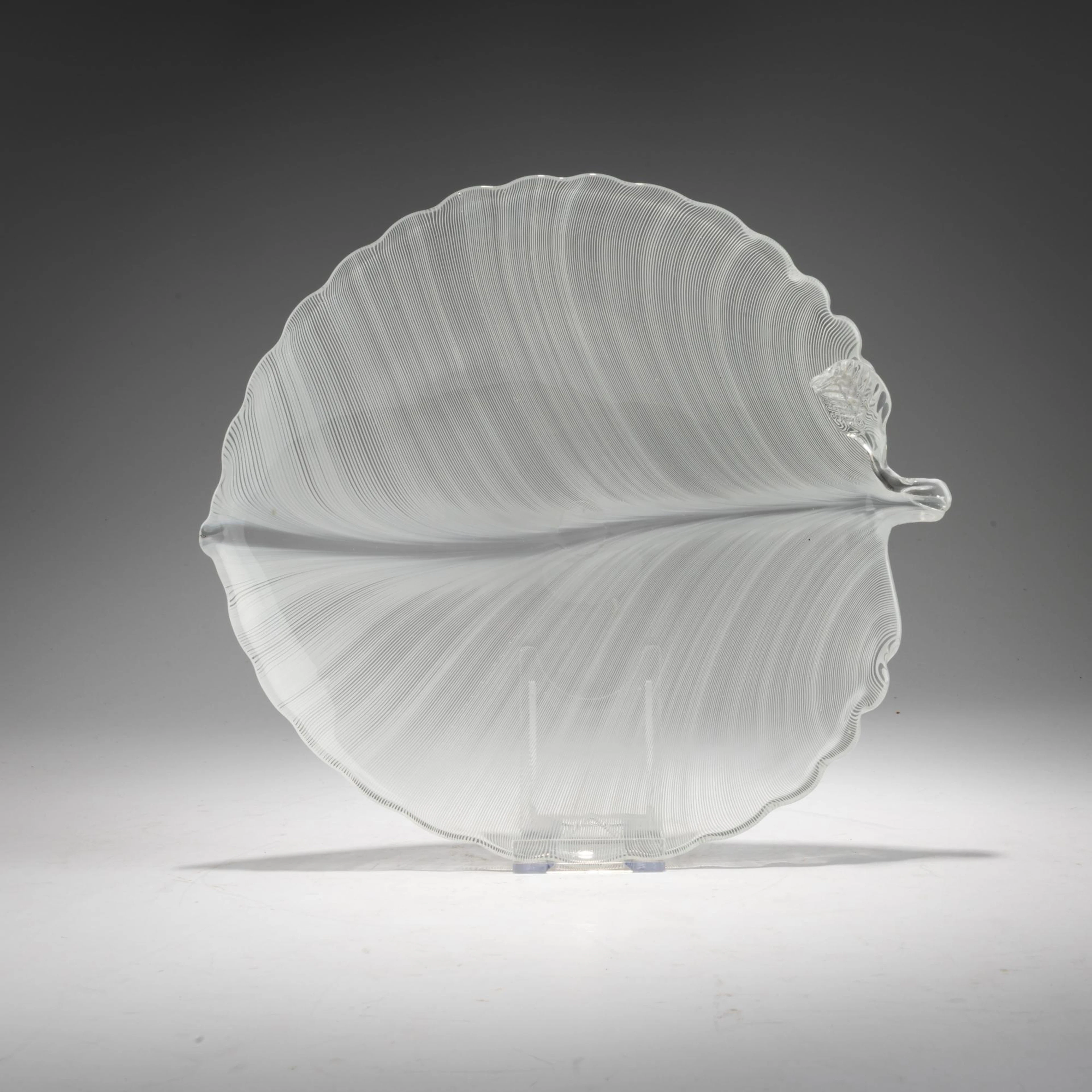 Tyra Lundgren Blattschale 'Lattimo mezza filigrana', 1938