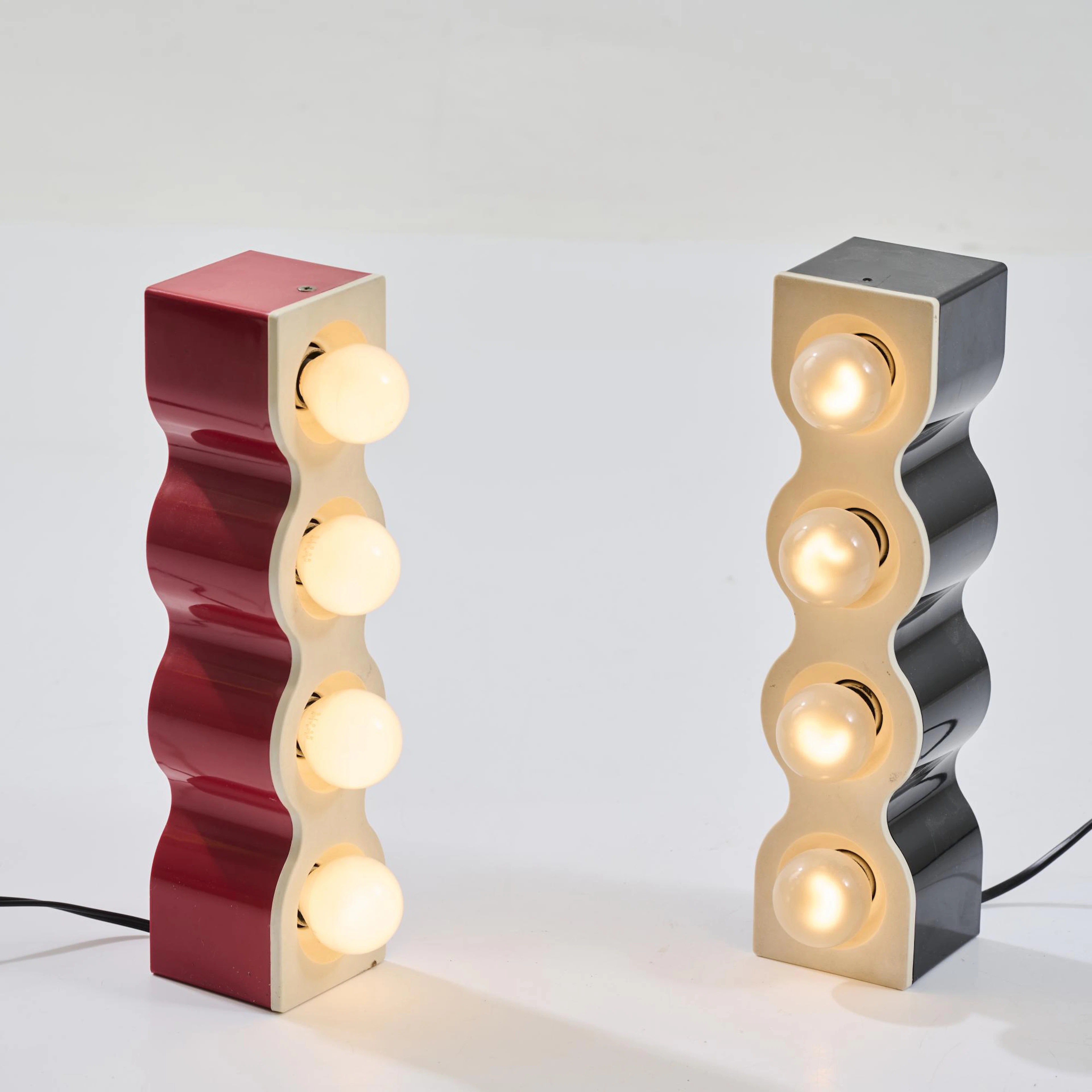 Ettore Sottsass Zwei Tischleuchten 'Sinus', 1972 (Entwurf)