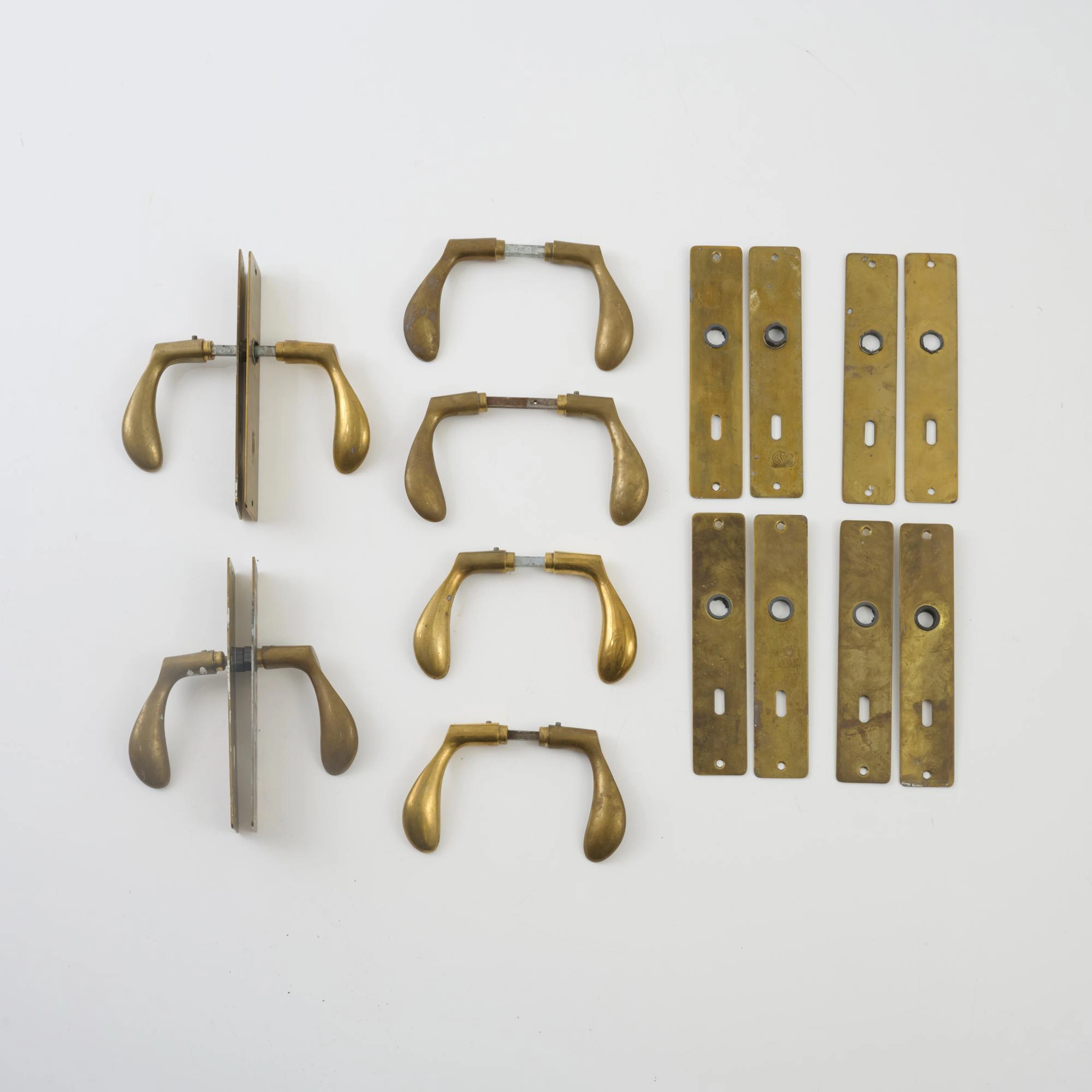 Arne Jacobsen Sechs Paar Türdrückgarnitur 'AJ 97', 1956 (Entwurf)