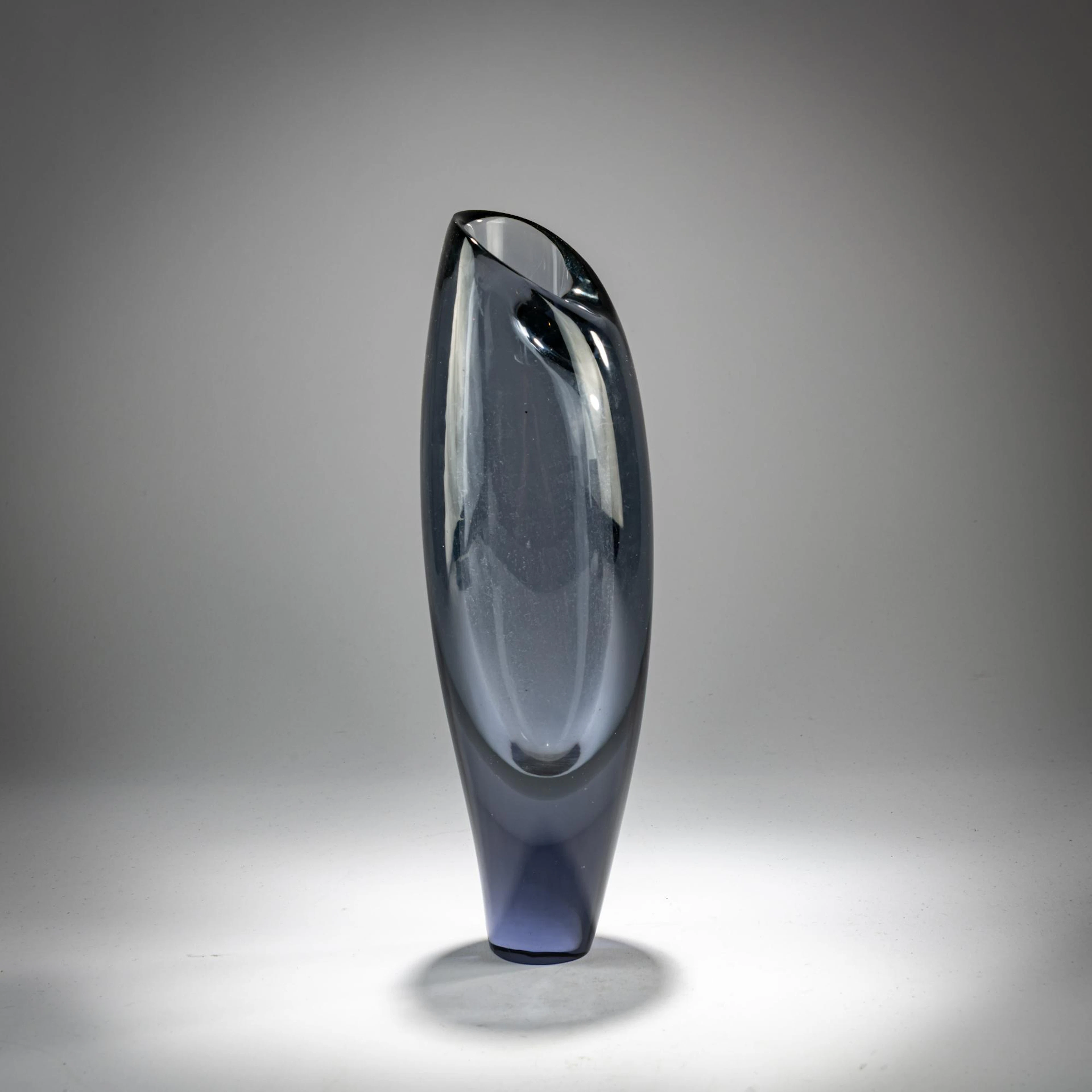 Flavio Poli Vase 'Valva grigio zaffiro', 1950