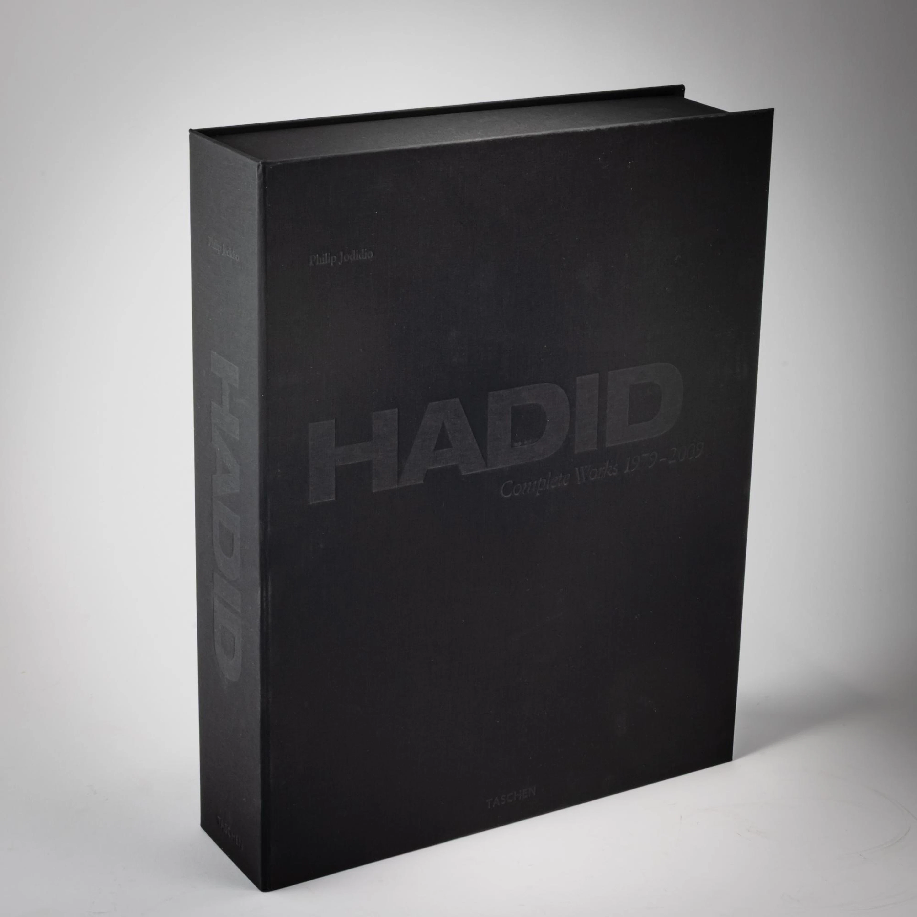 Zaha Hadid (1950 Bagdad - 2016 Miami, FL) 'Zaha Hadid. Complete Works