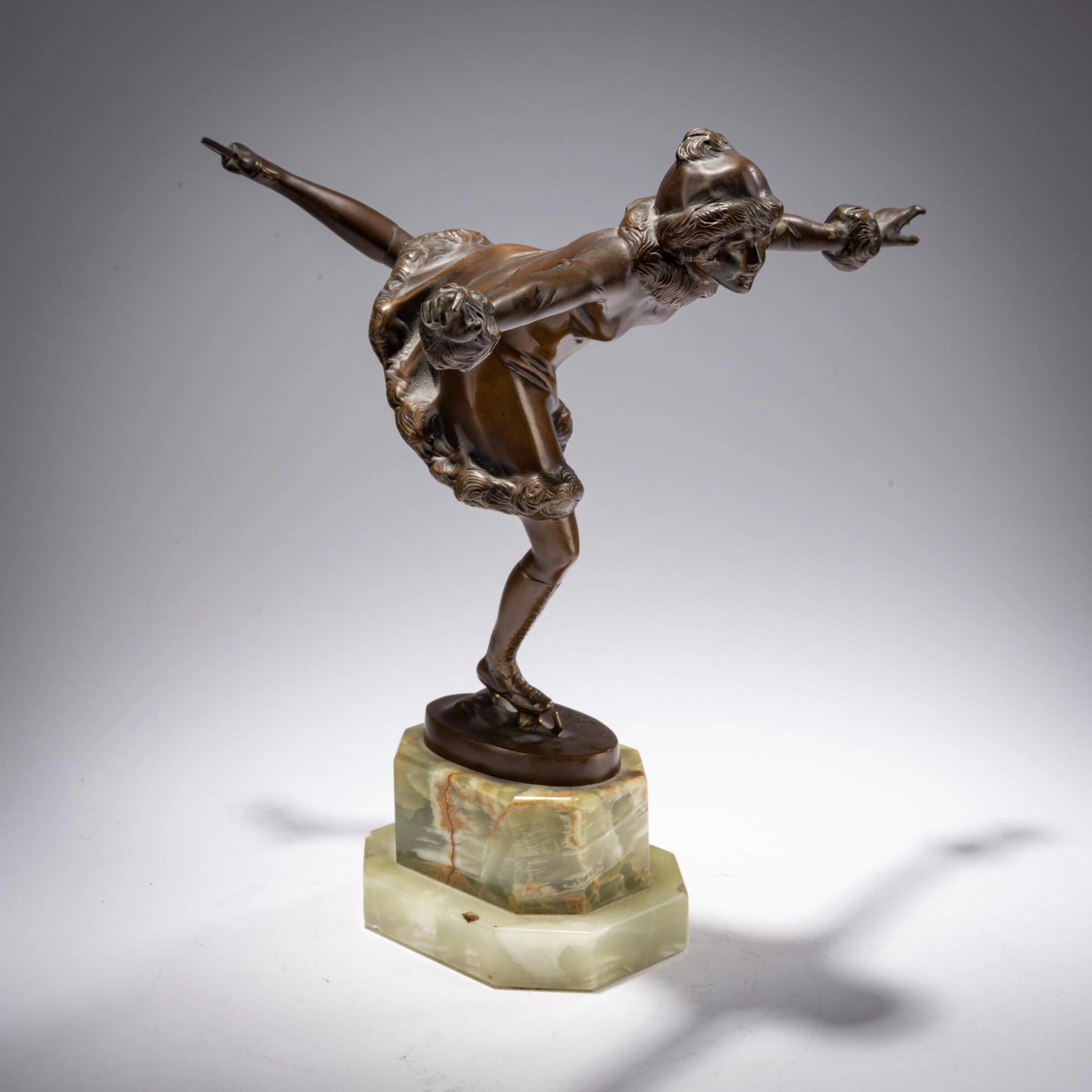 Bruno Zach Bronzefigur 'Schlittschuhläuferin', um 1925