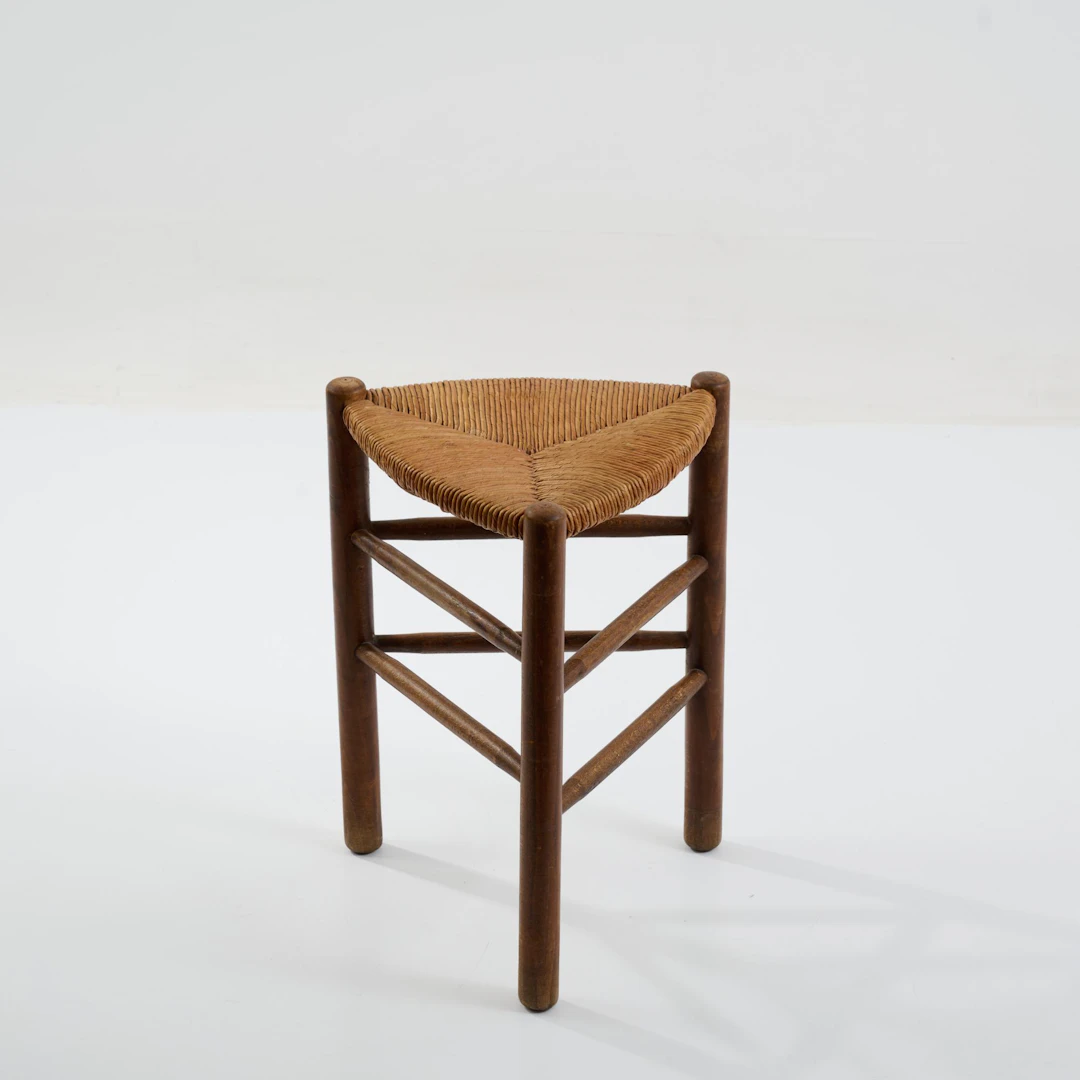 Charlotte Perriand (zugeschrieben) Hocker, 1960er Jahre (Entwurf)