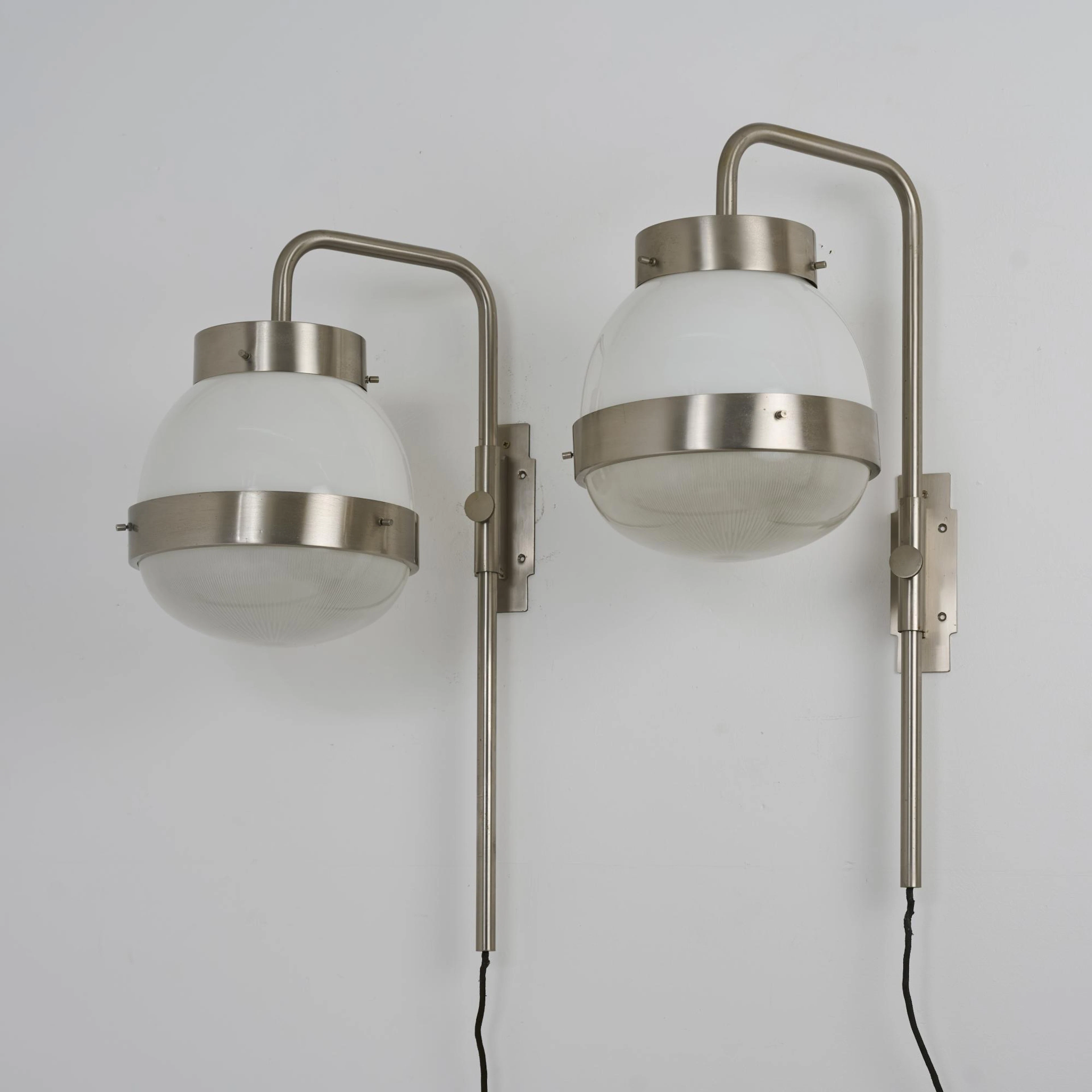 Sergio Mazza Zwei Wandleuchten 'Delta', um 1960 (Entwurf)