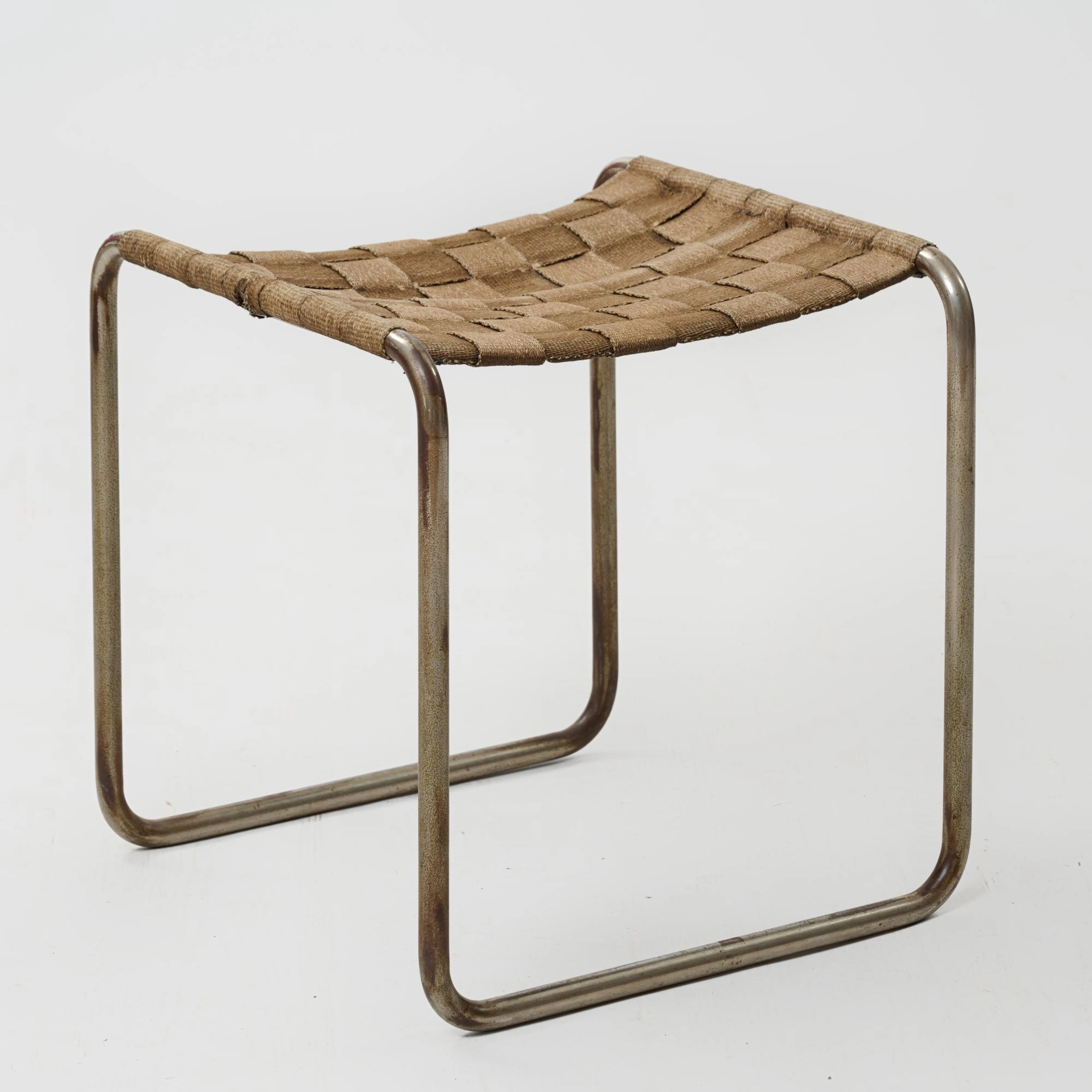 Ludwig Mies van der Rohe (im Stile von) Hocker ähnlich 'MR 1', 1927 (Entwurf)
