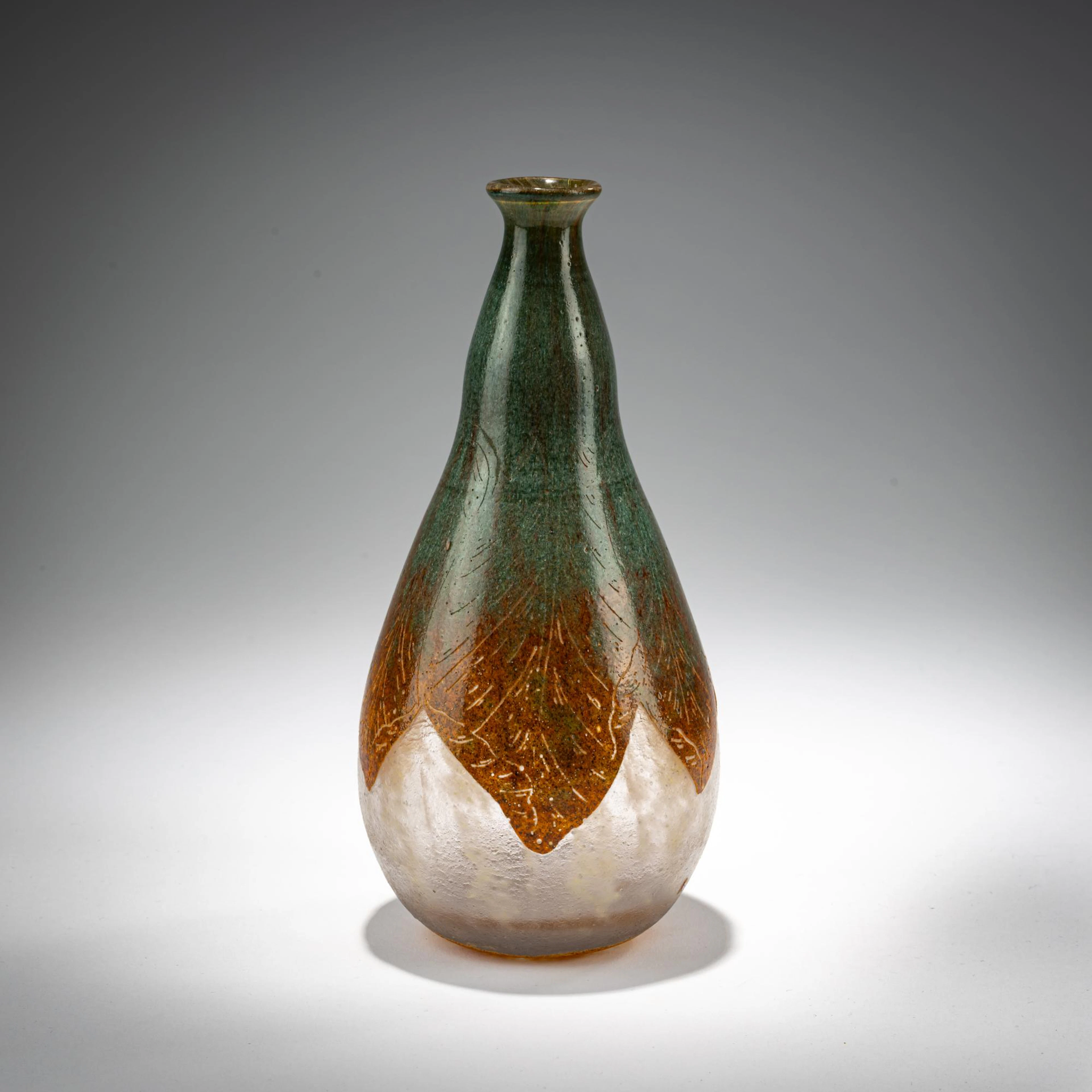 Verreries Schneider, Epinay-sur-Seine Vase 'Feuilles d'Oseille', 1918-21