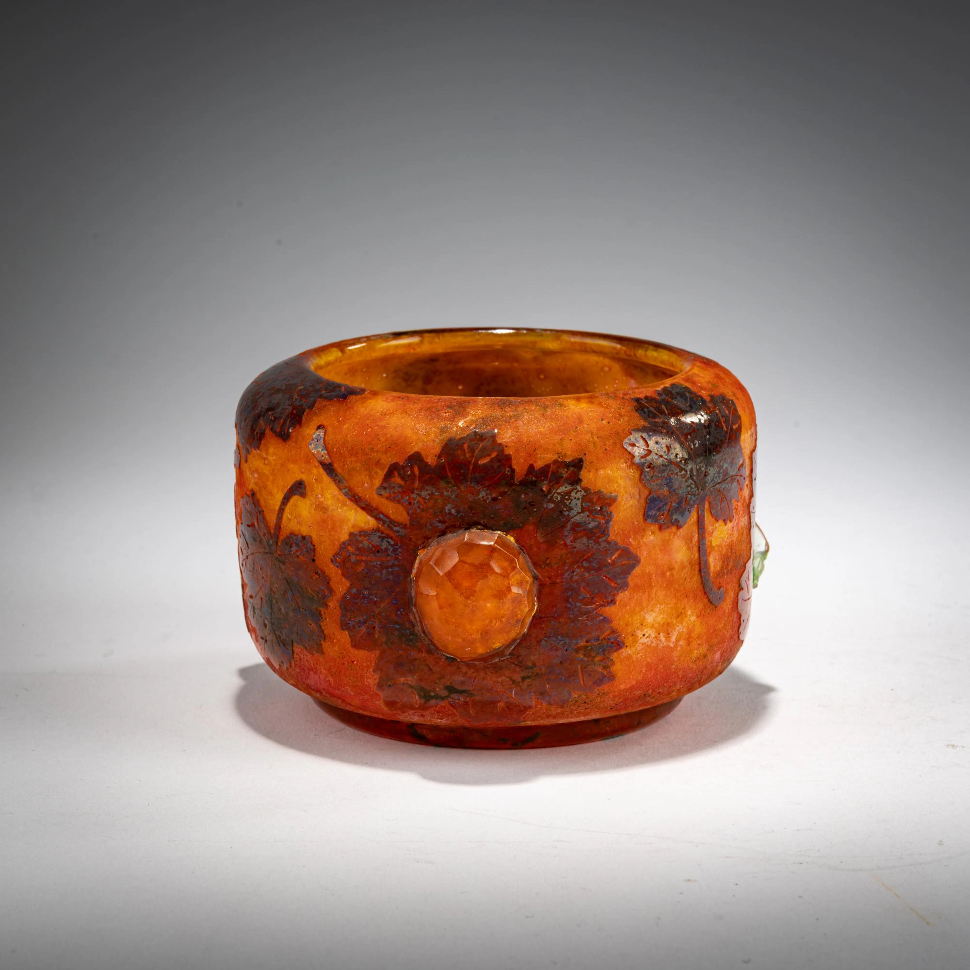 Daum Frères, Nancy Vase 'Chêne d'automne', 1901-02