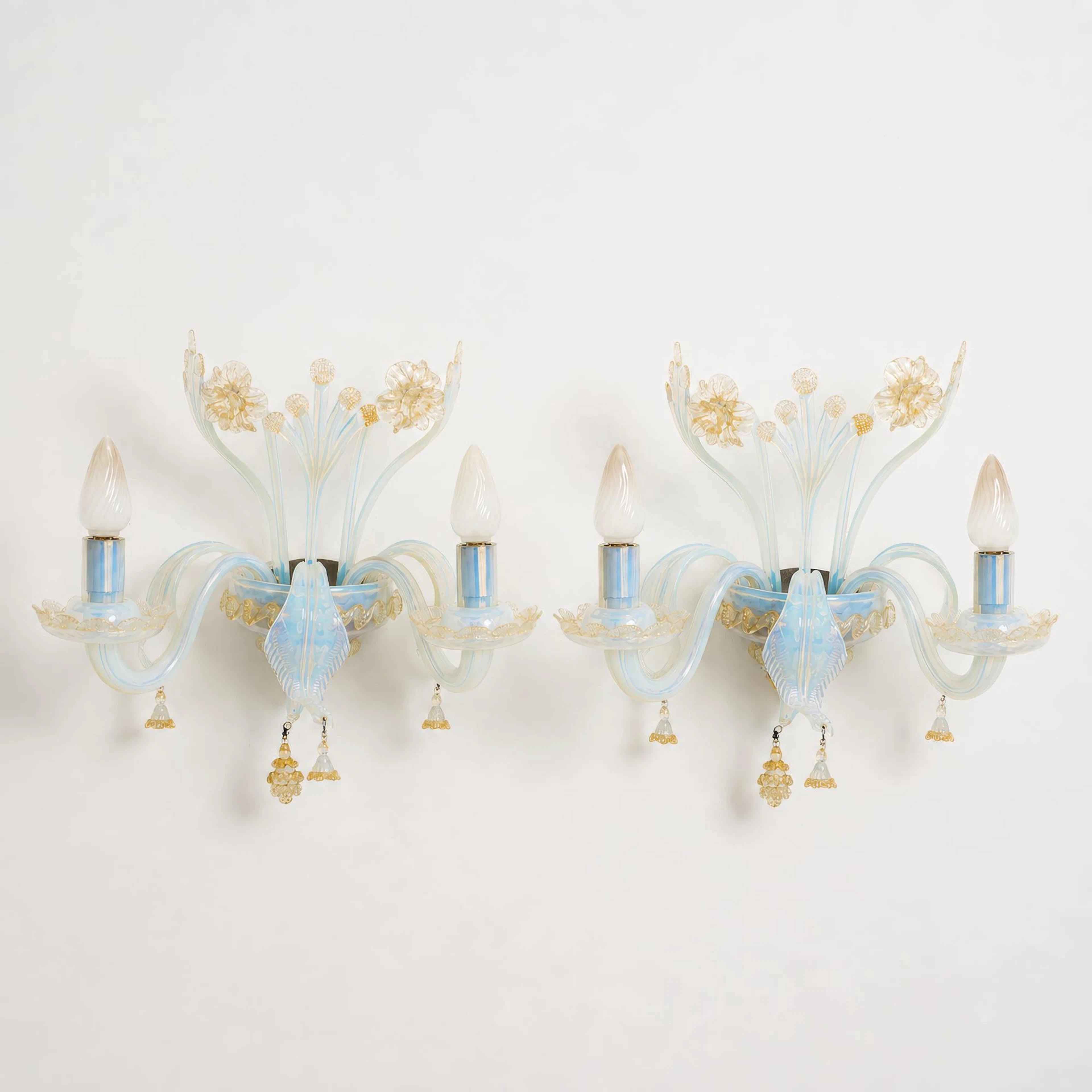 Barovier & Toso, Murano Deckenleuchte und zwei Wandappliquen, 1950er