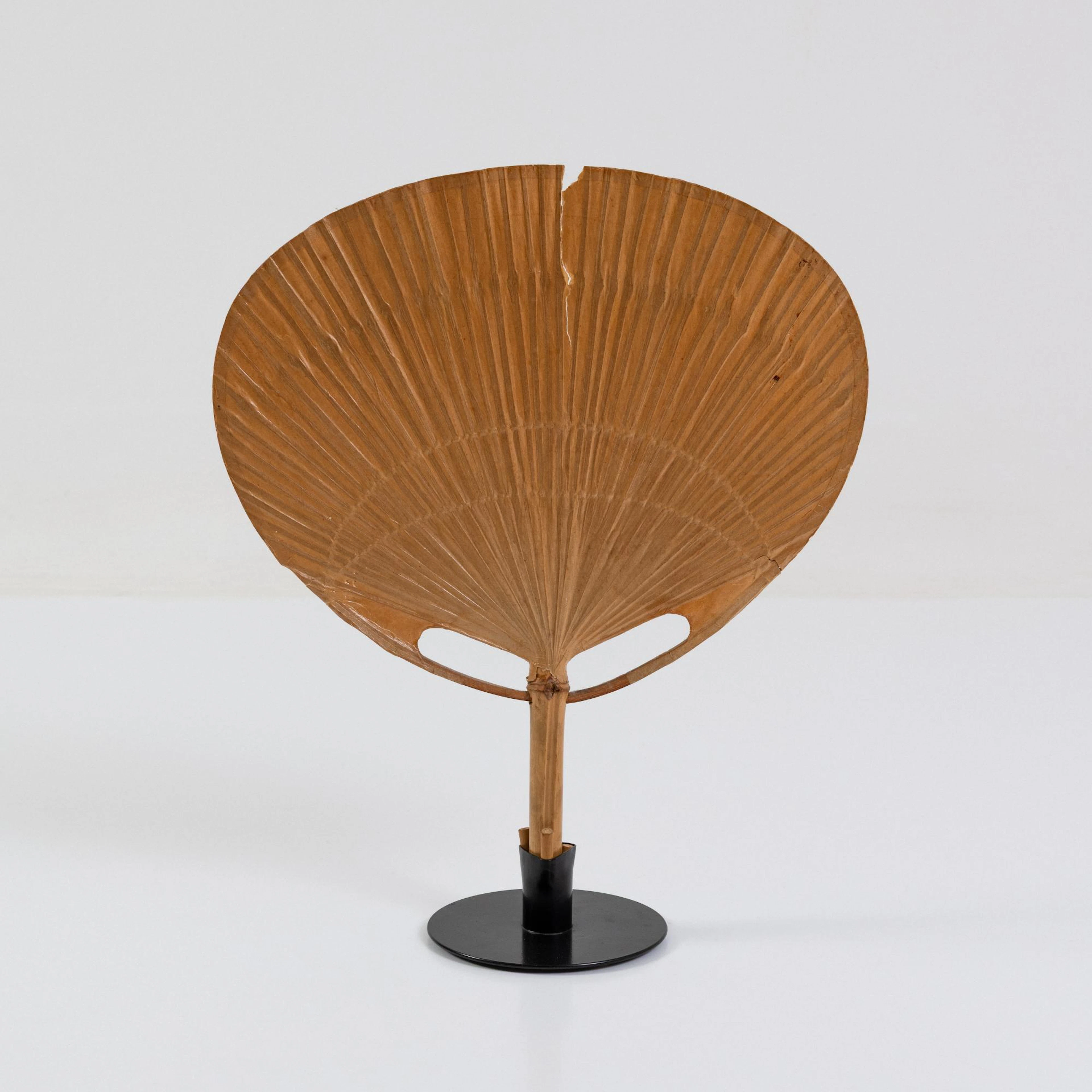Ingo Maurer Tischleuchte 'Uchiwa II', 1973 (Entwurf)
