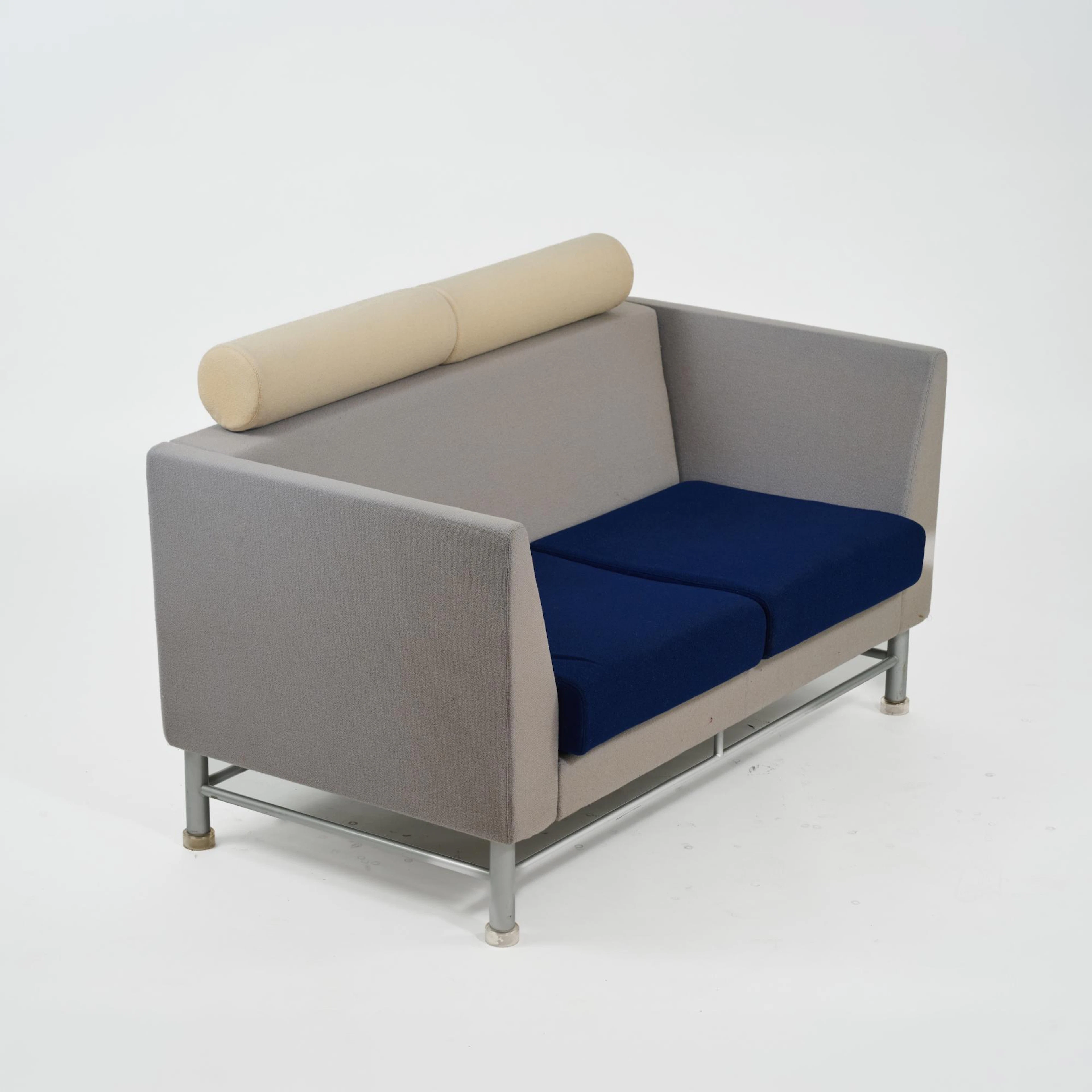 Ettore Sottsass Zweisitzersofa aus der 'Eastside Collection', 1982 (Entwurf)