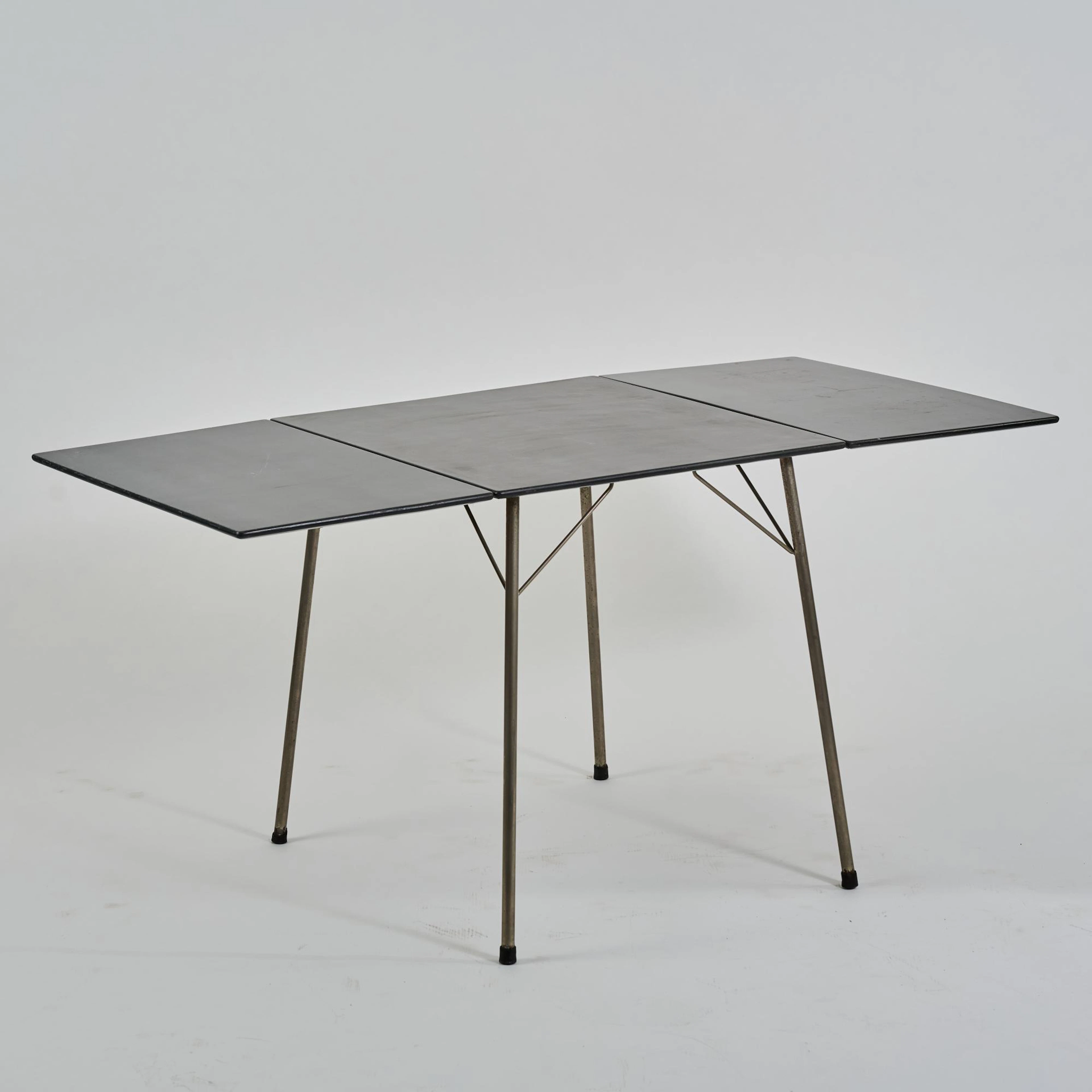 Arne Jacobsen Klapptisch '3601', 1952 (Entwurf)